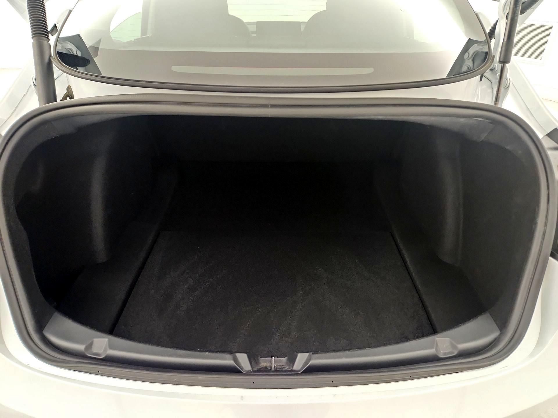 Thumbnail: 2023 Tesla Model 3 - 20