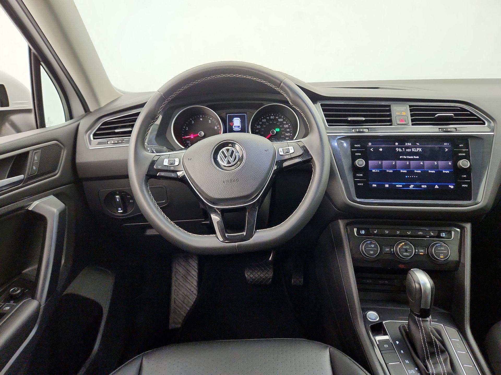 Thumbnail: 2021 Volkswagen Tiguan - 10