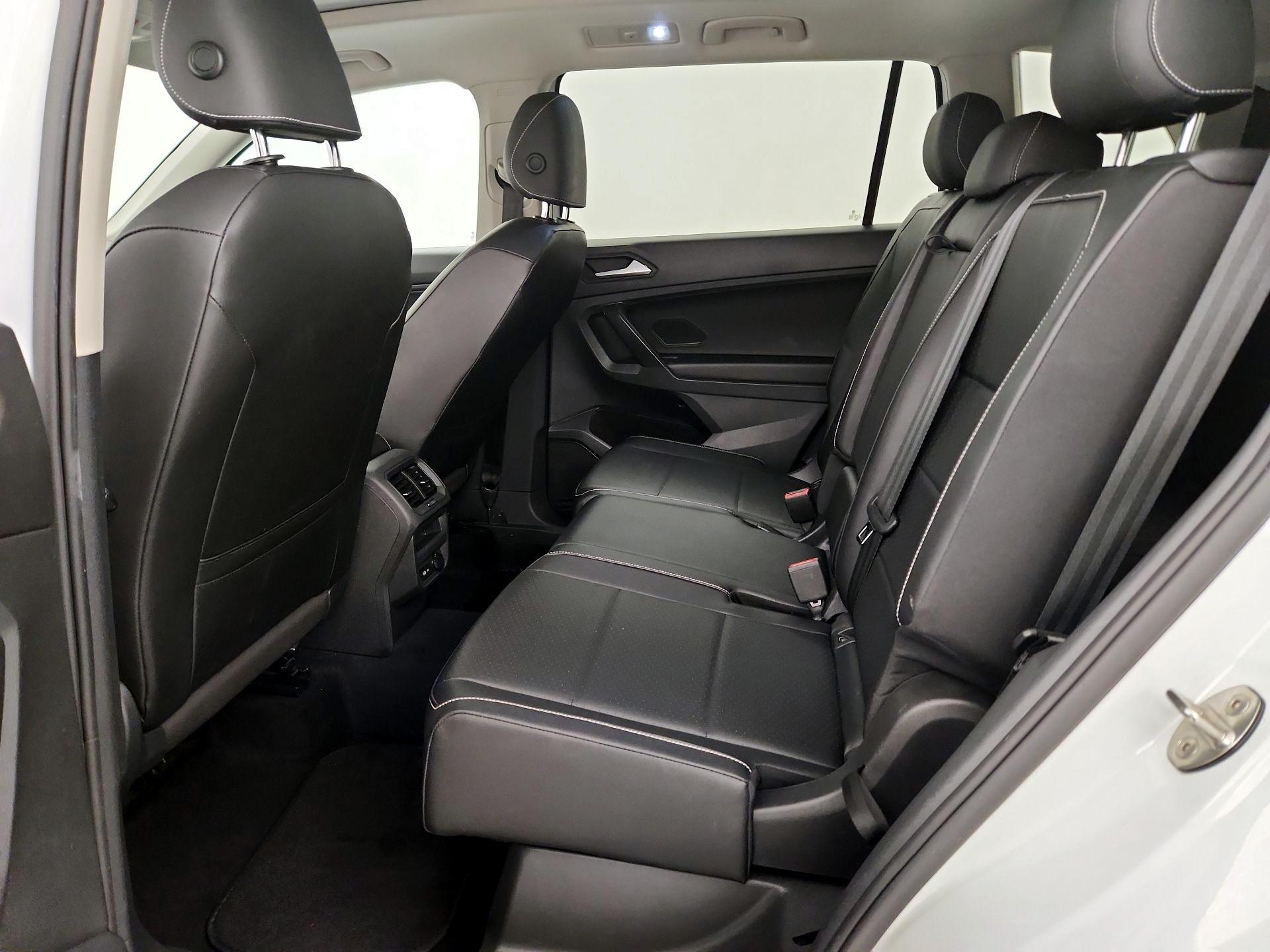 Thumbnail: 2021 Volkswagen Tiguan - 20