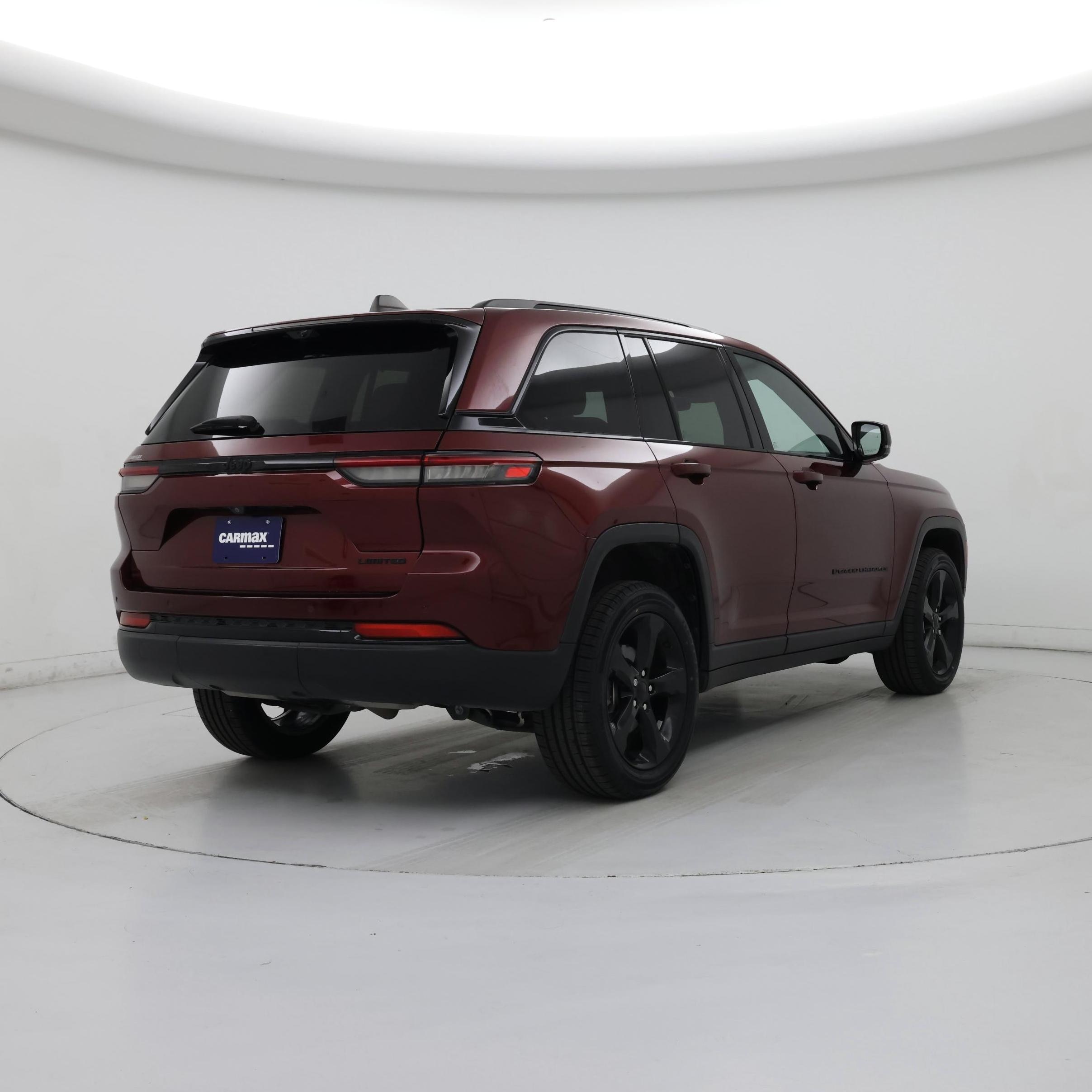 Thumbnail: 2023 Jeep Grand Cherokee - 8