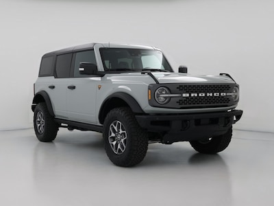 Gray 2024 Ford Bronco Badlands