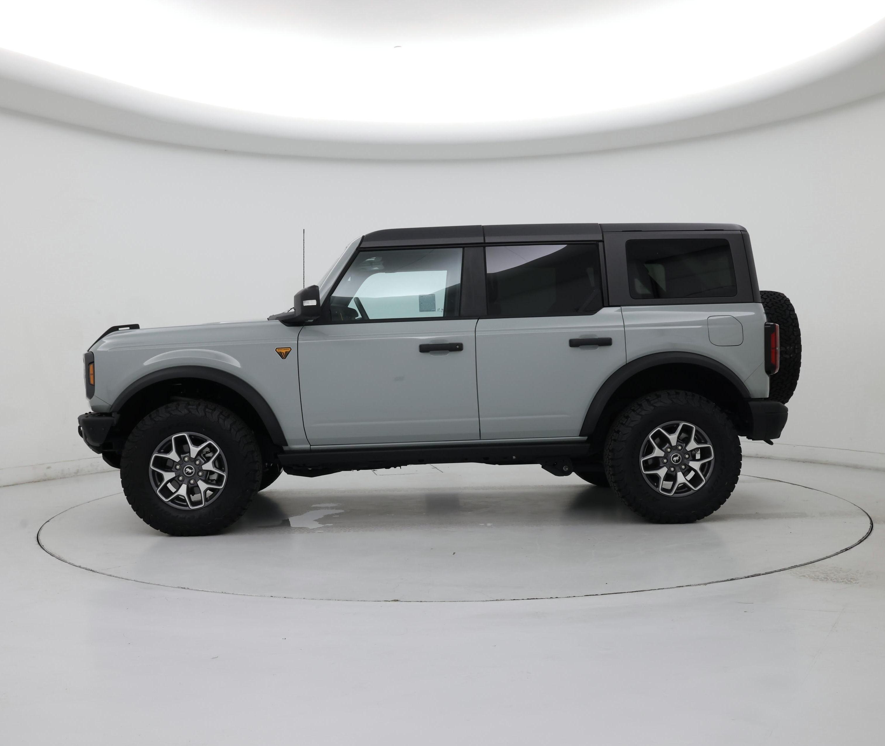 Thumbnail: 2024 Ford Bronco - 3