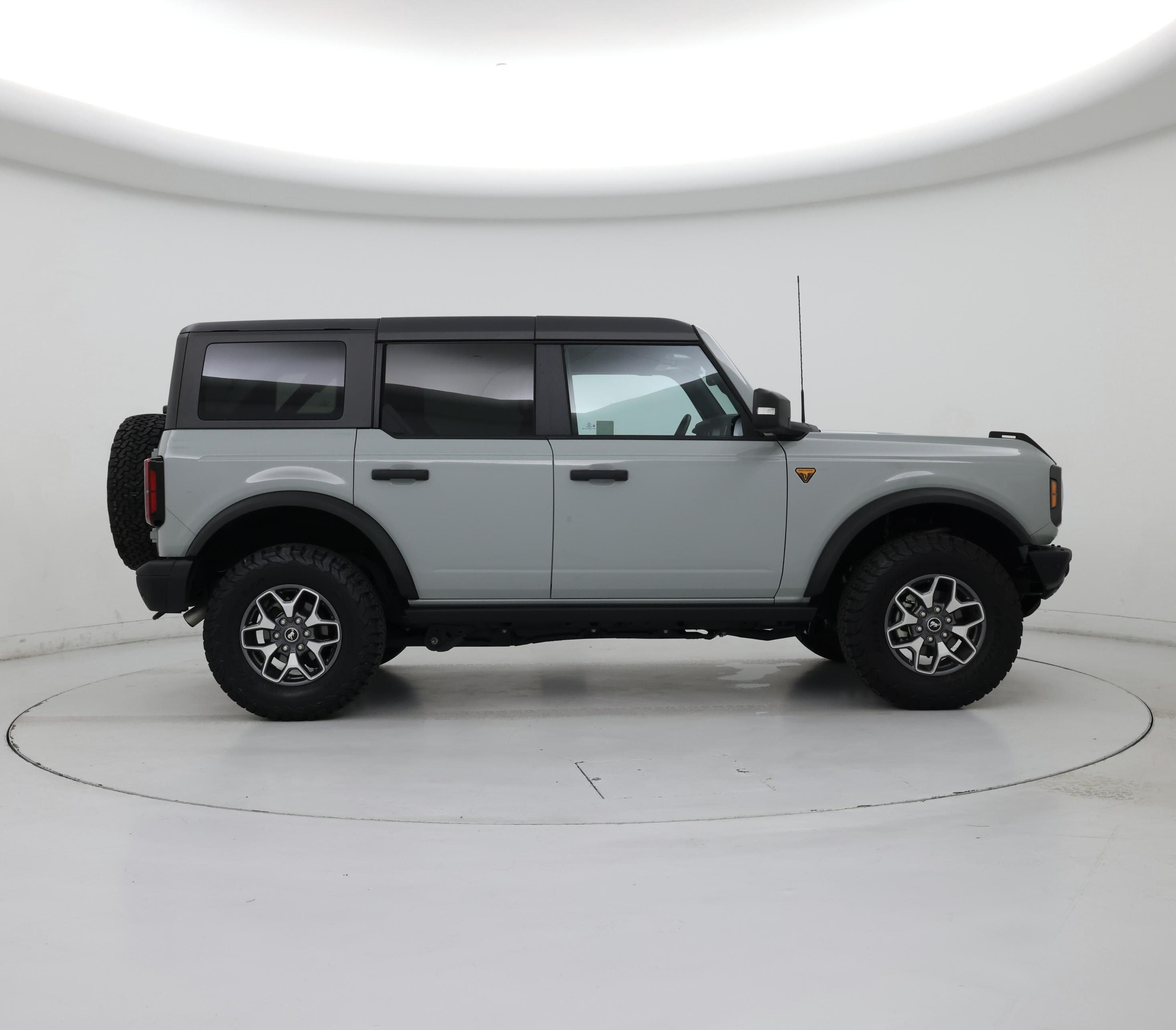 Thumbnail: 2024 Ford Bronco - 7