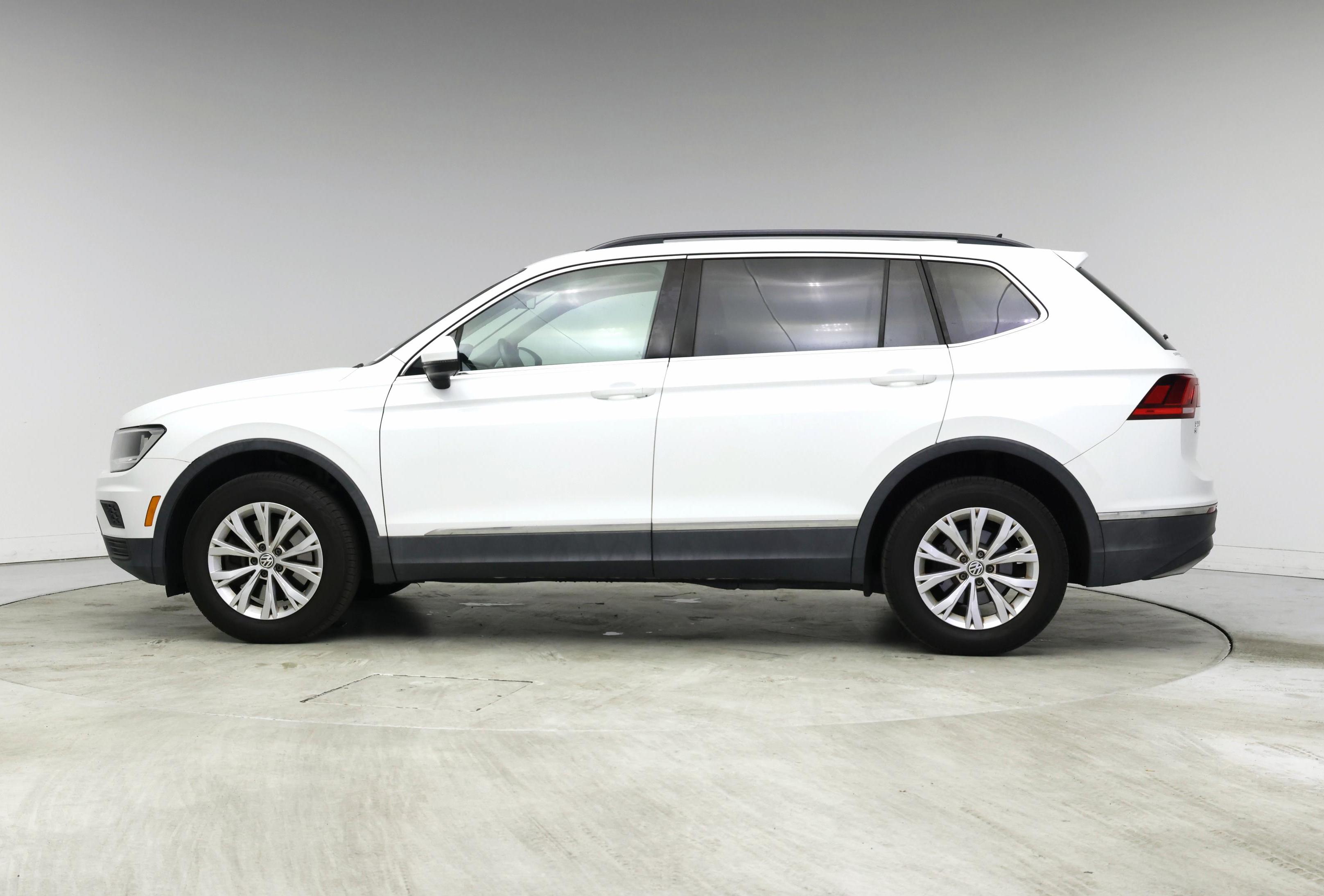 Thumbnail: 2018 Volkswagen Tiguan - 3