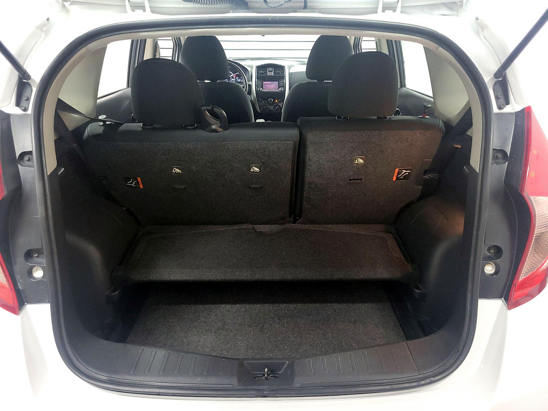 Thumbnail: 2017 Nissan Versa Note - 17