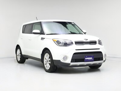 White 2019 Kia Soul +