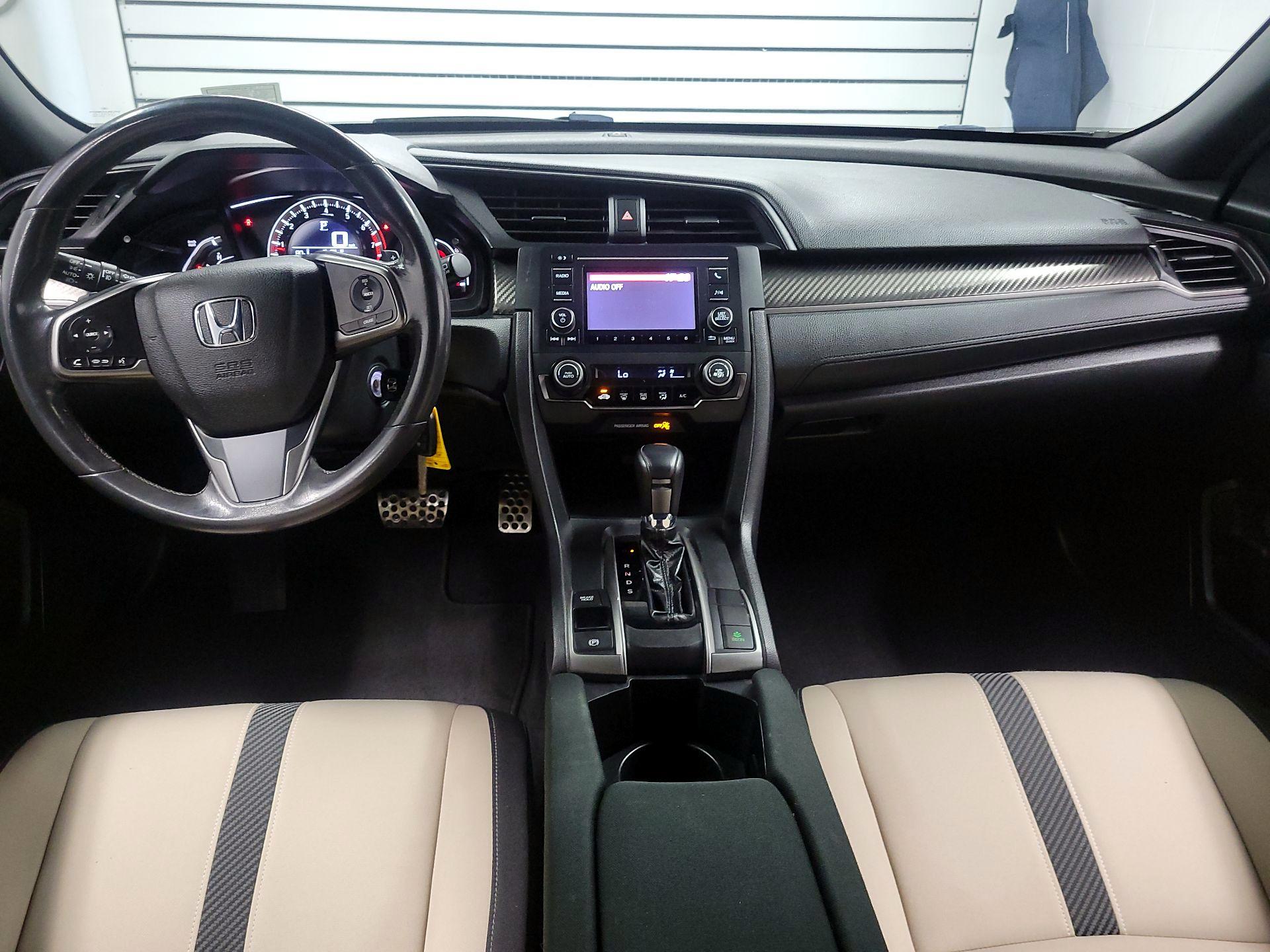Thumbnail: 2017 Honda Civic - 9