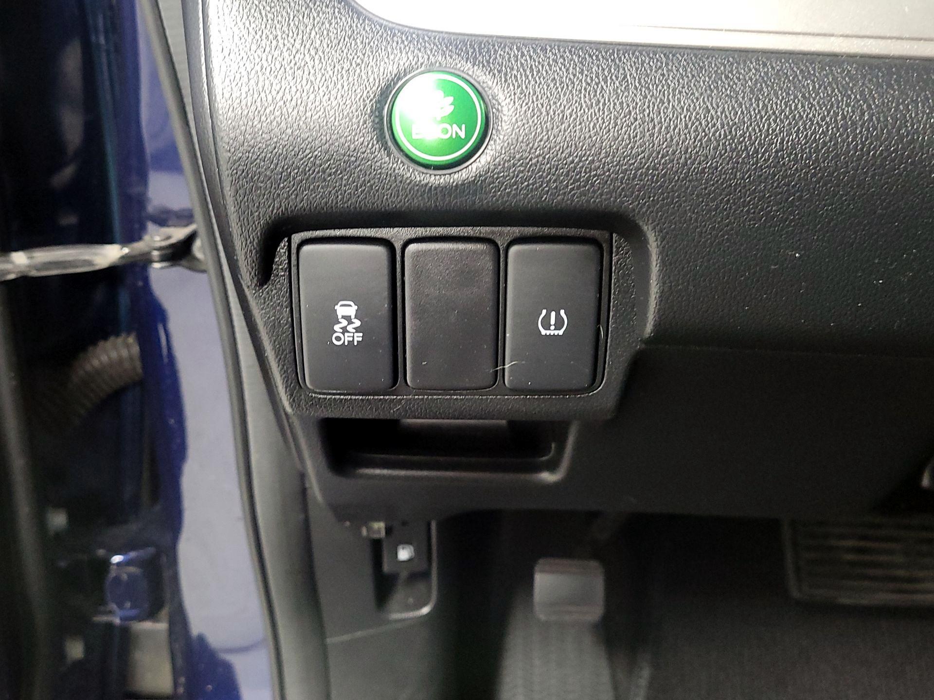 Thumbnail: 2016 Honda CR-V - 13