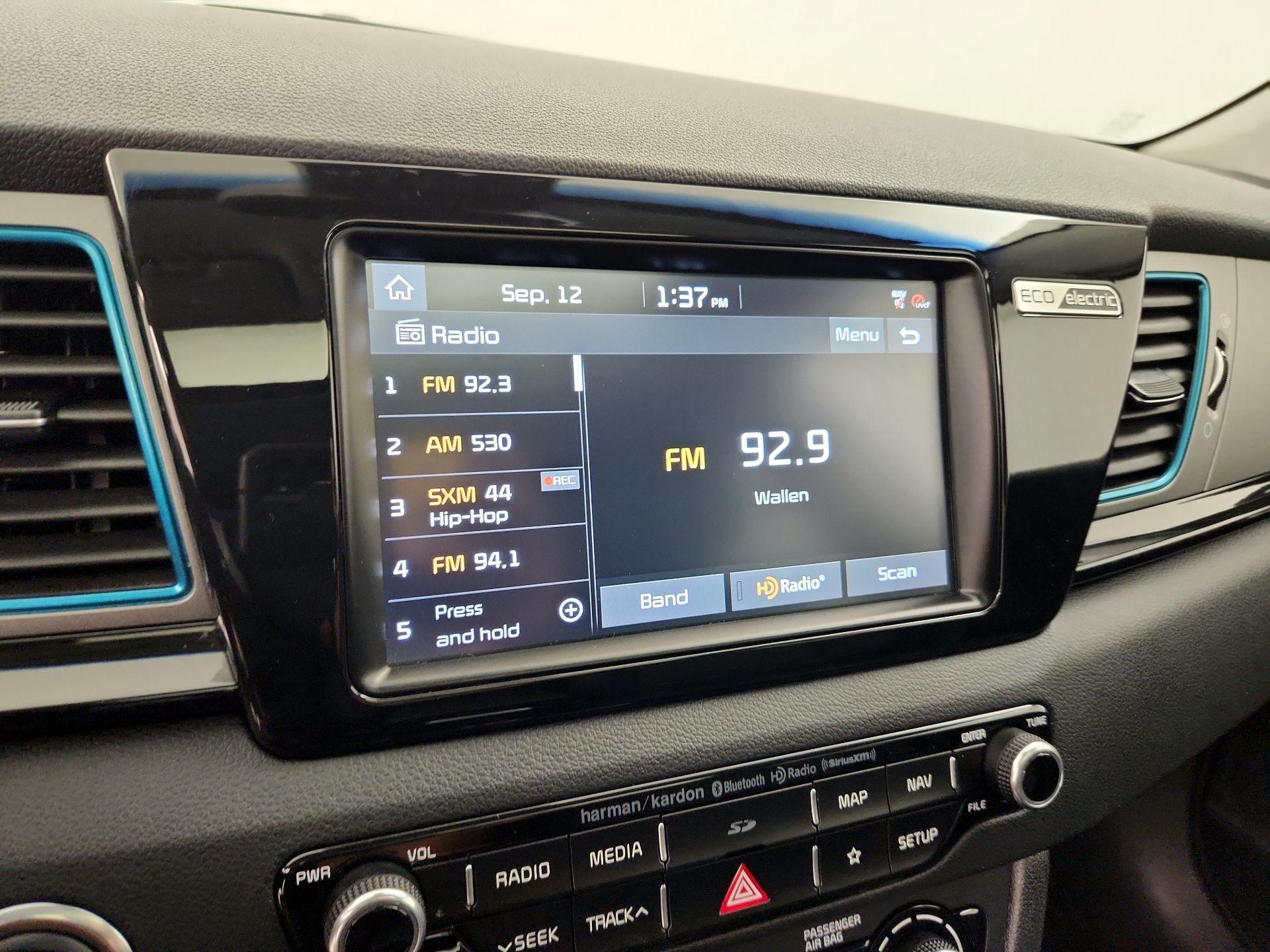 Thumbnail: 2019 Kia Niro - 16