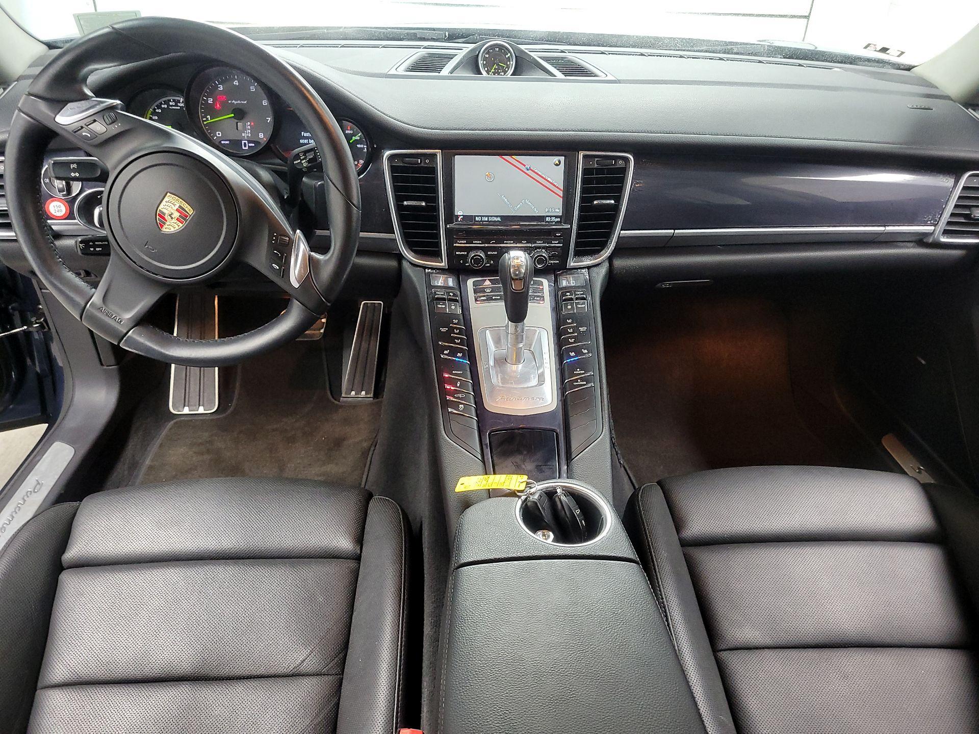 Thumbnail: 2014 Porsche Panamera - 9