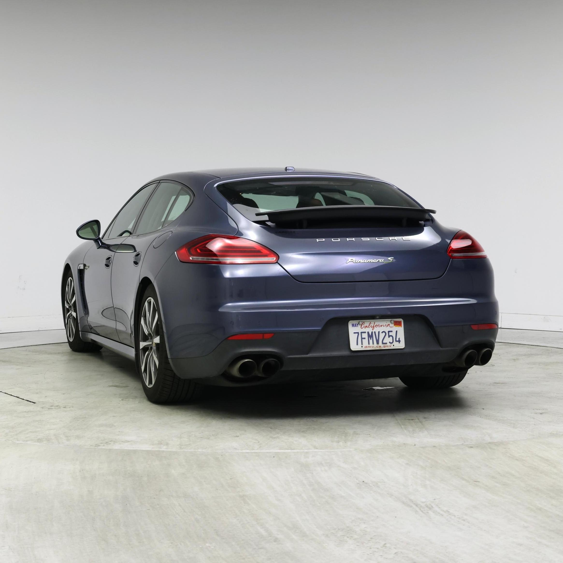Thumbnail: 2014 Porsche Panamera - 2