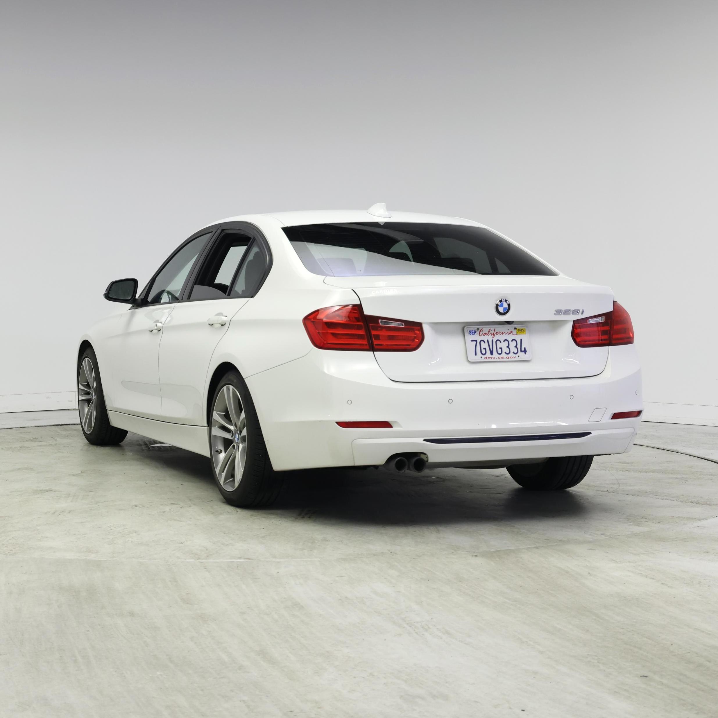 Thumbnail: 2014 BMW 3 Series - 2