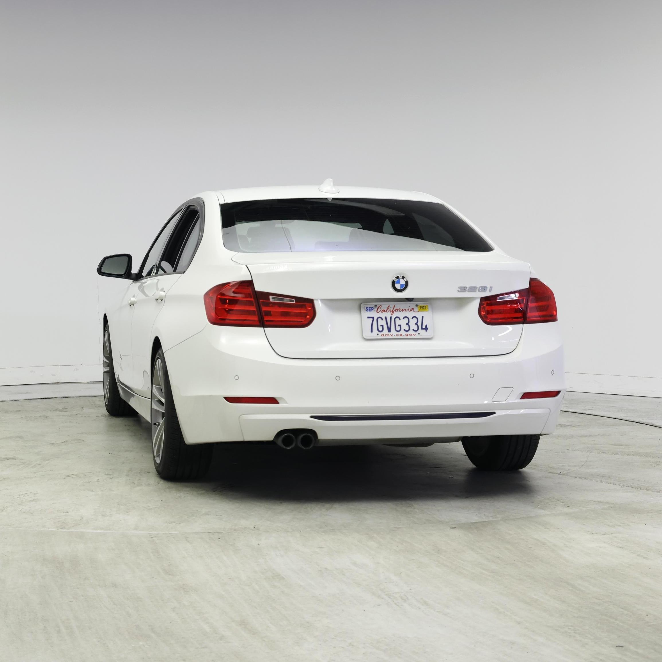 Thumbnail: 2014 BMW 3 Series - 6