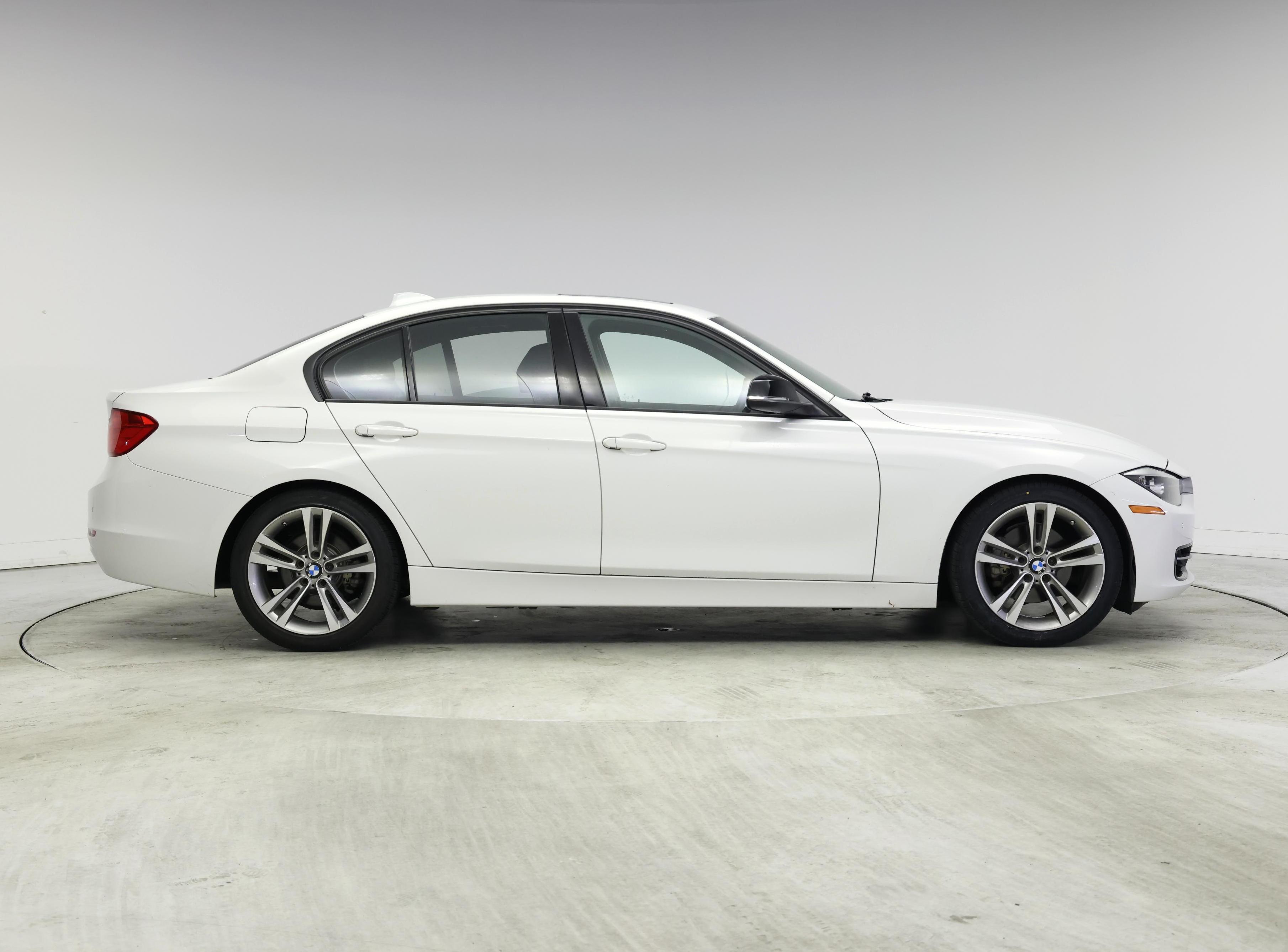 Thumbnail: 2014 BMW 3 Series - 7