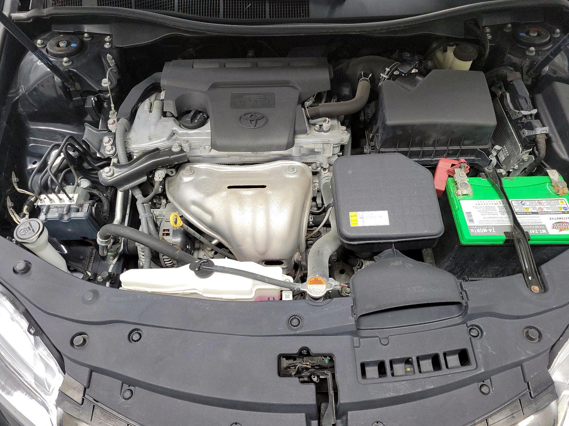 Thumbnail: 2016 Toyota Camry - 18