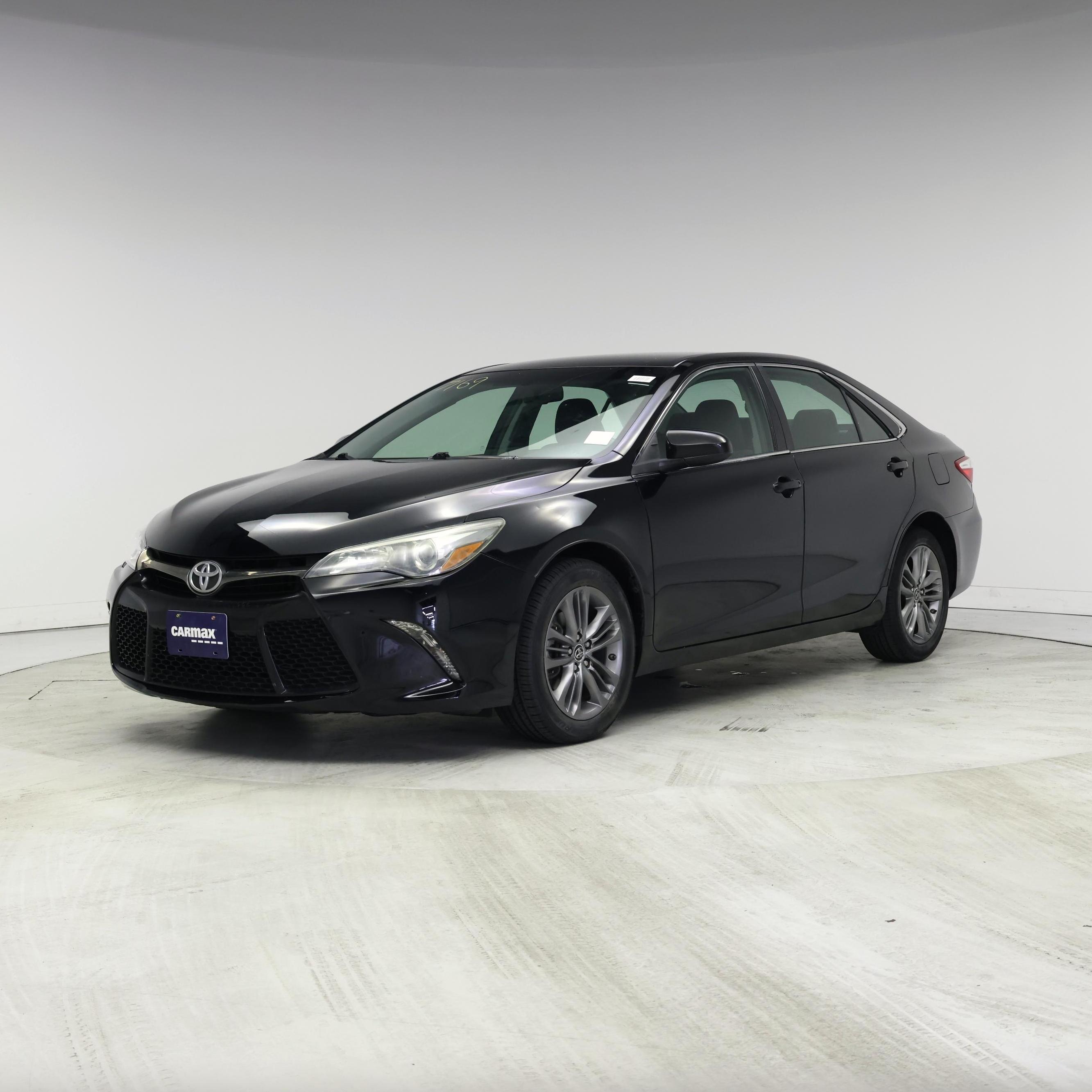Thumbnail: 2016 Toyota Camry - 4