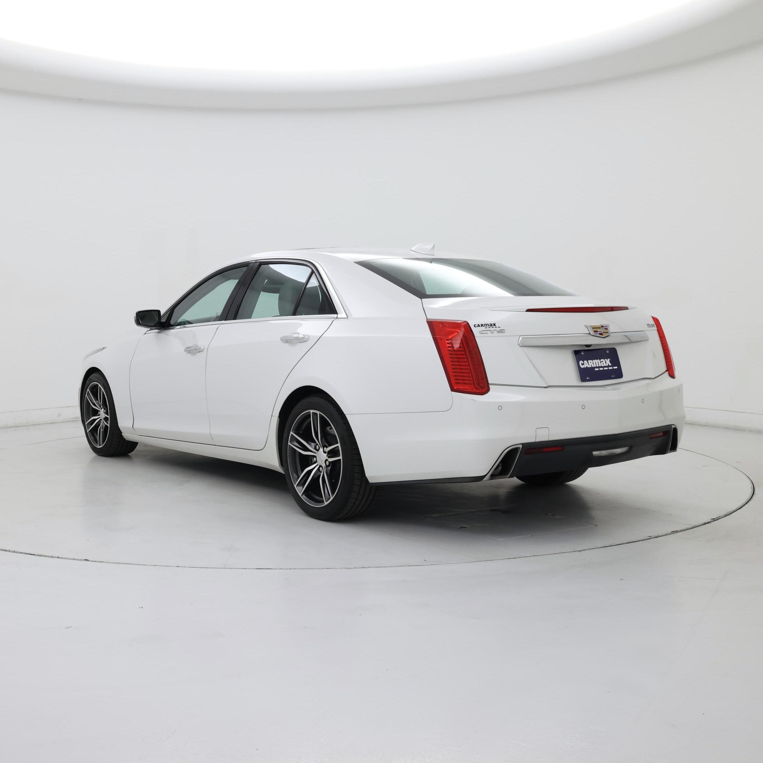 Thumbnail: 2019 Cadillac CTS - 2