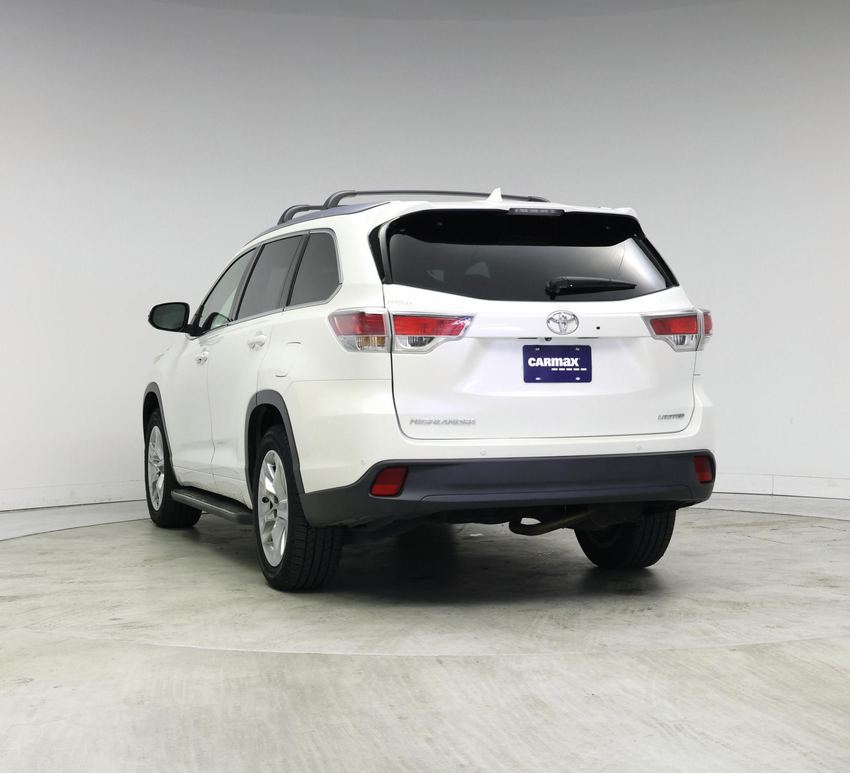 Thumbnail: 2015 Toyota Highlander - 2
