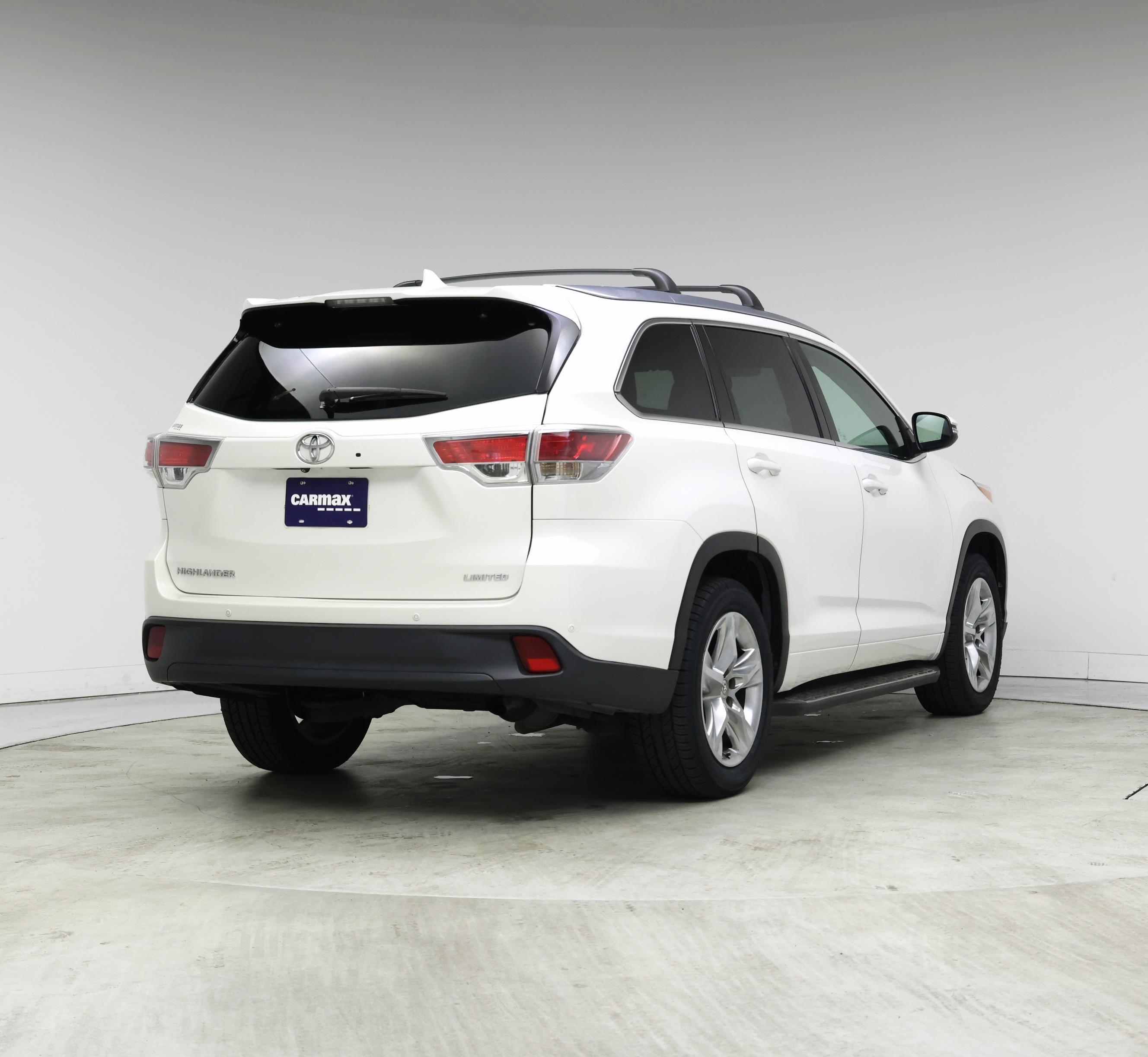 Thumbnail: 2015 Toyota Highlander - 8