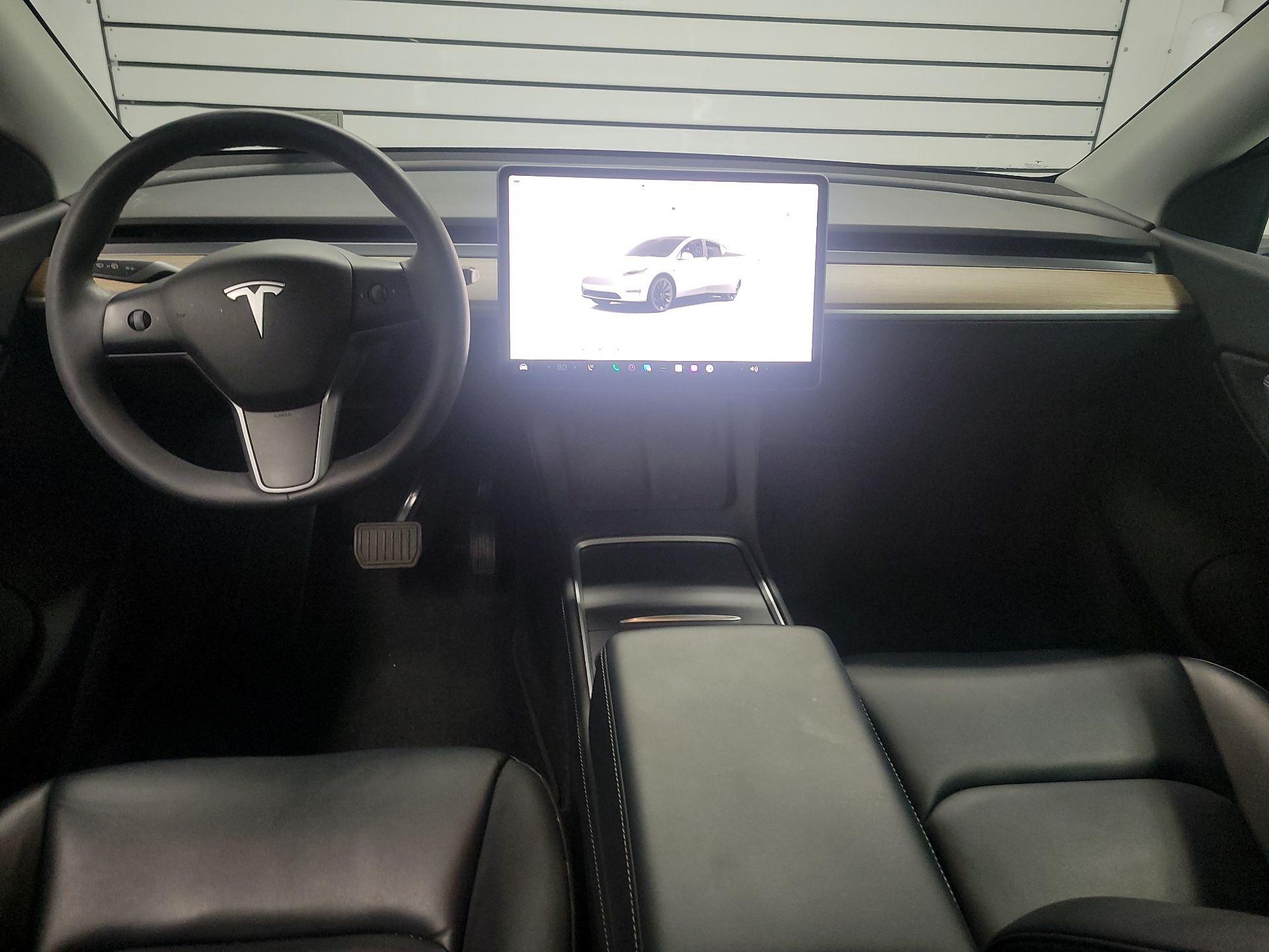 Thumbnail: 2022 Tesla Model Y - 9