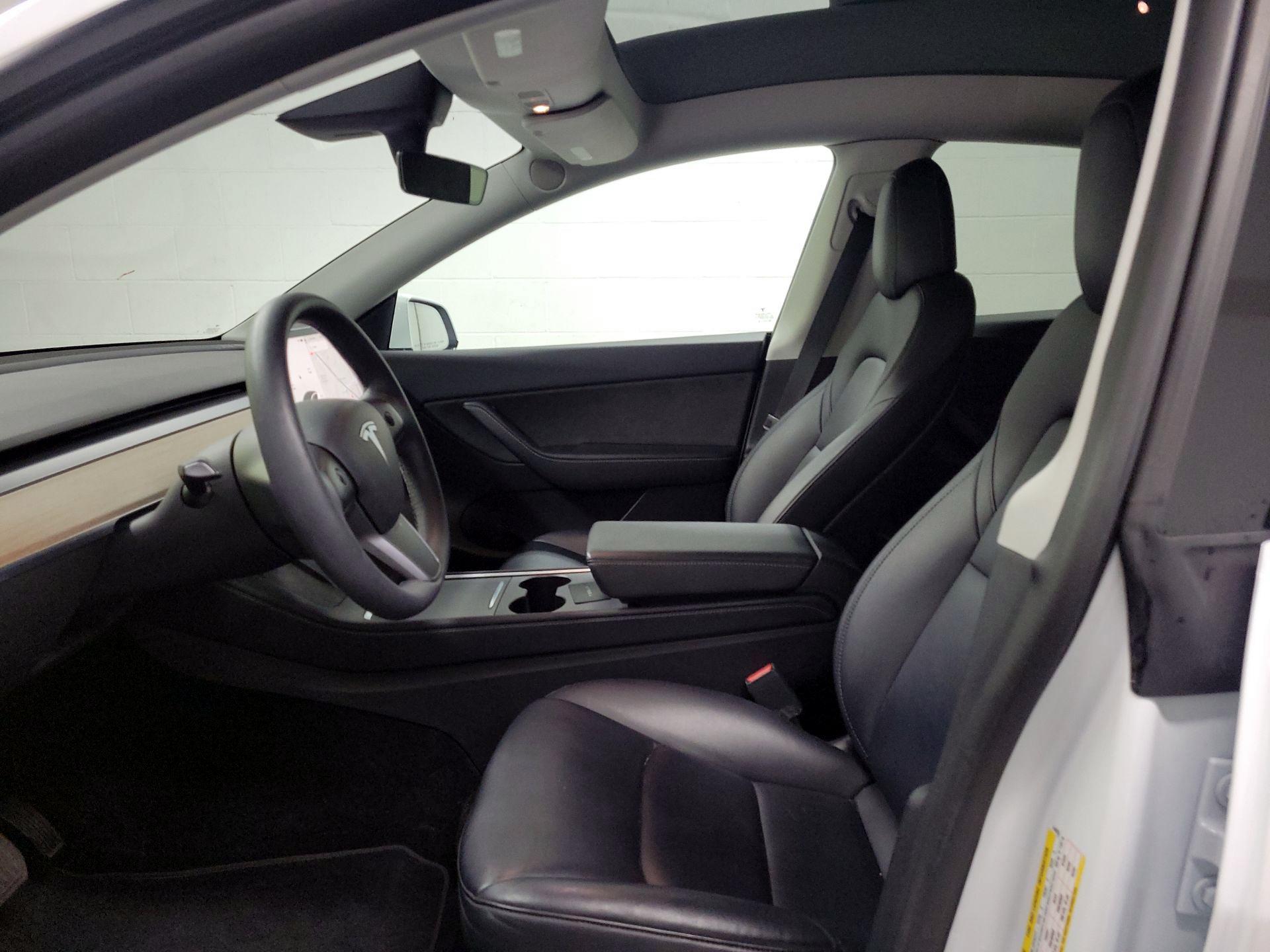 Thumbnail: 2022 Tesla Model Y - 11