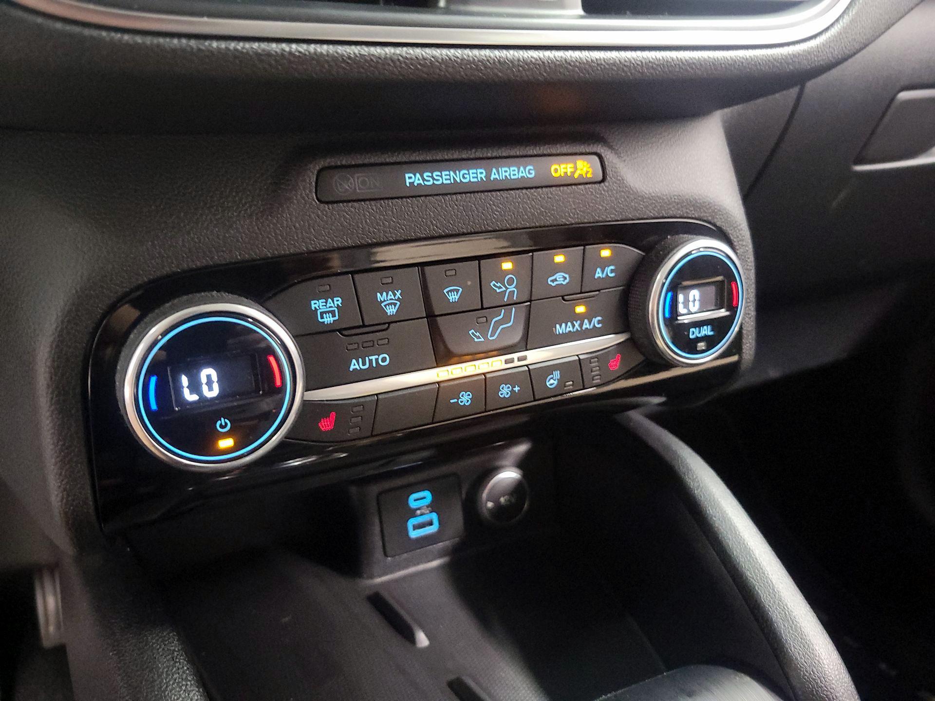 Thumbnail: 2021 Ford Escape - 16