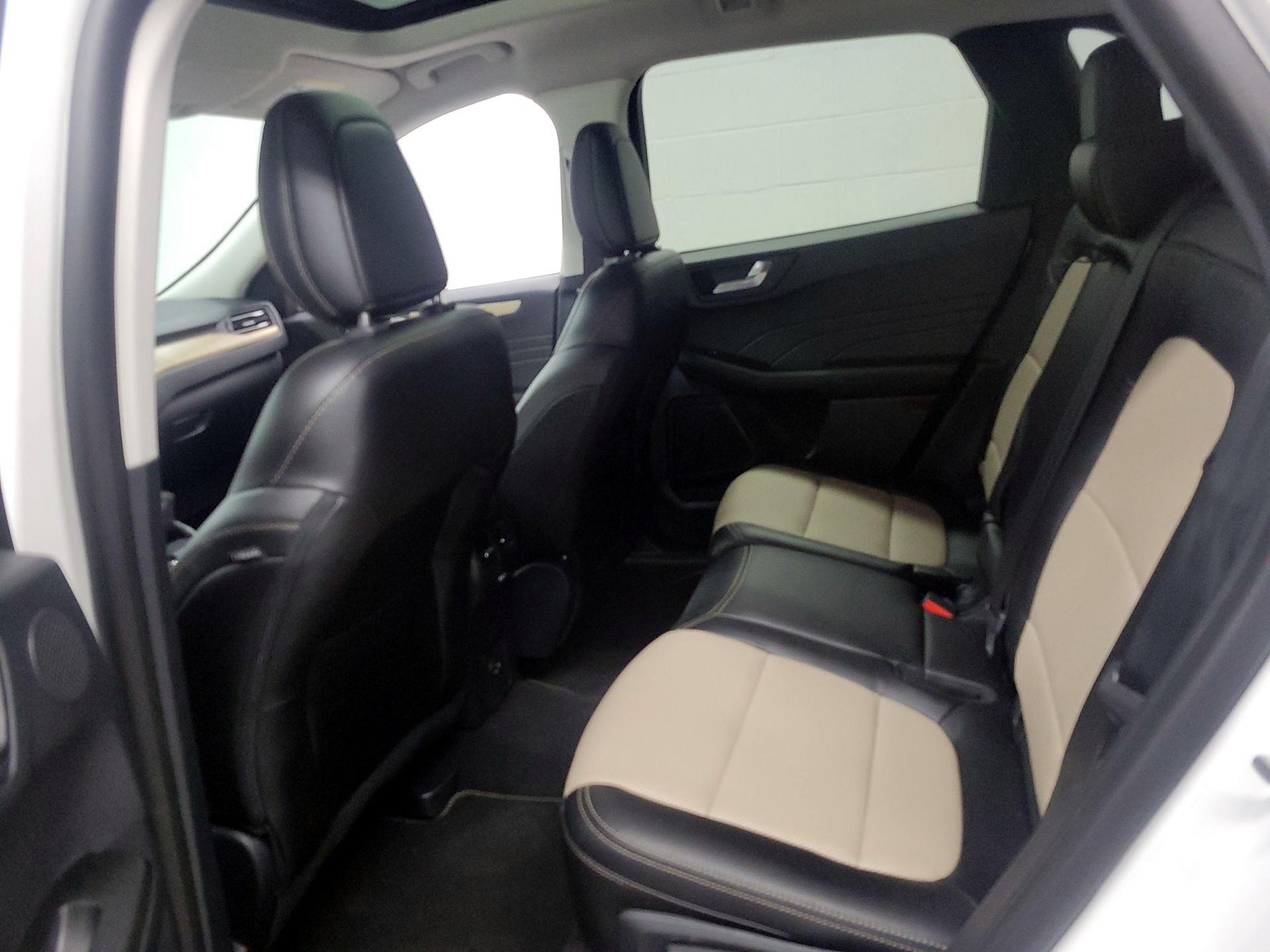 Thumbnail: 2021 Ford Escape - 20