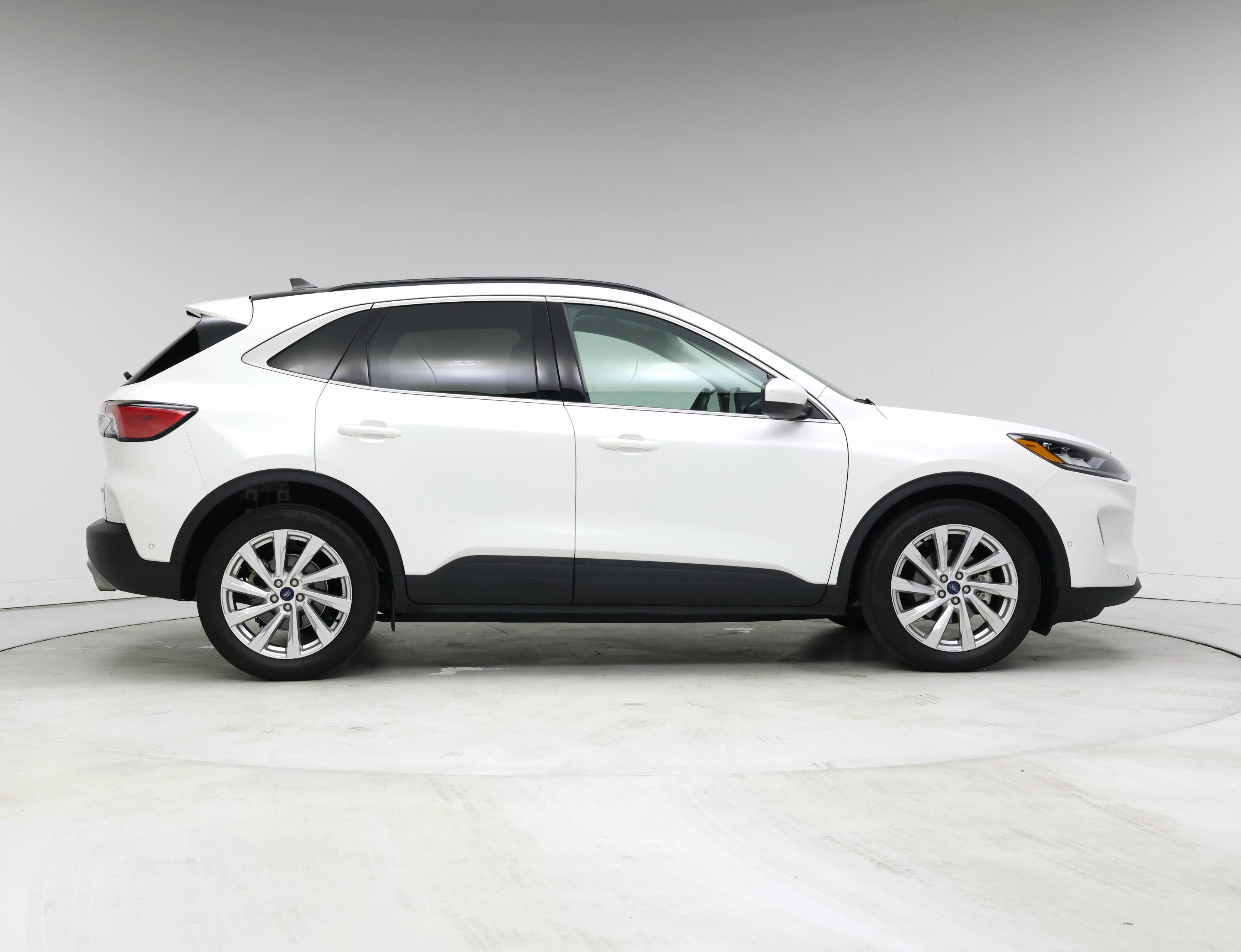 Thumbnail: 2021 Ford Escape - 7