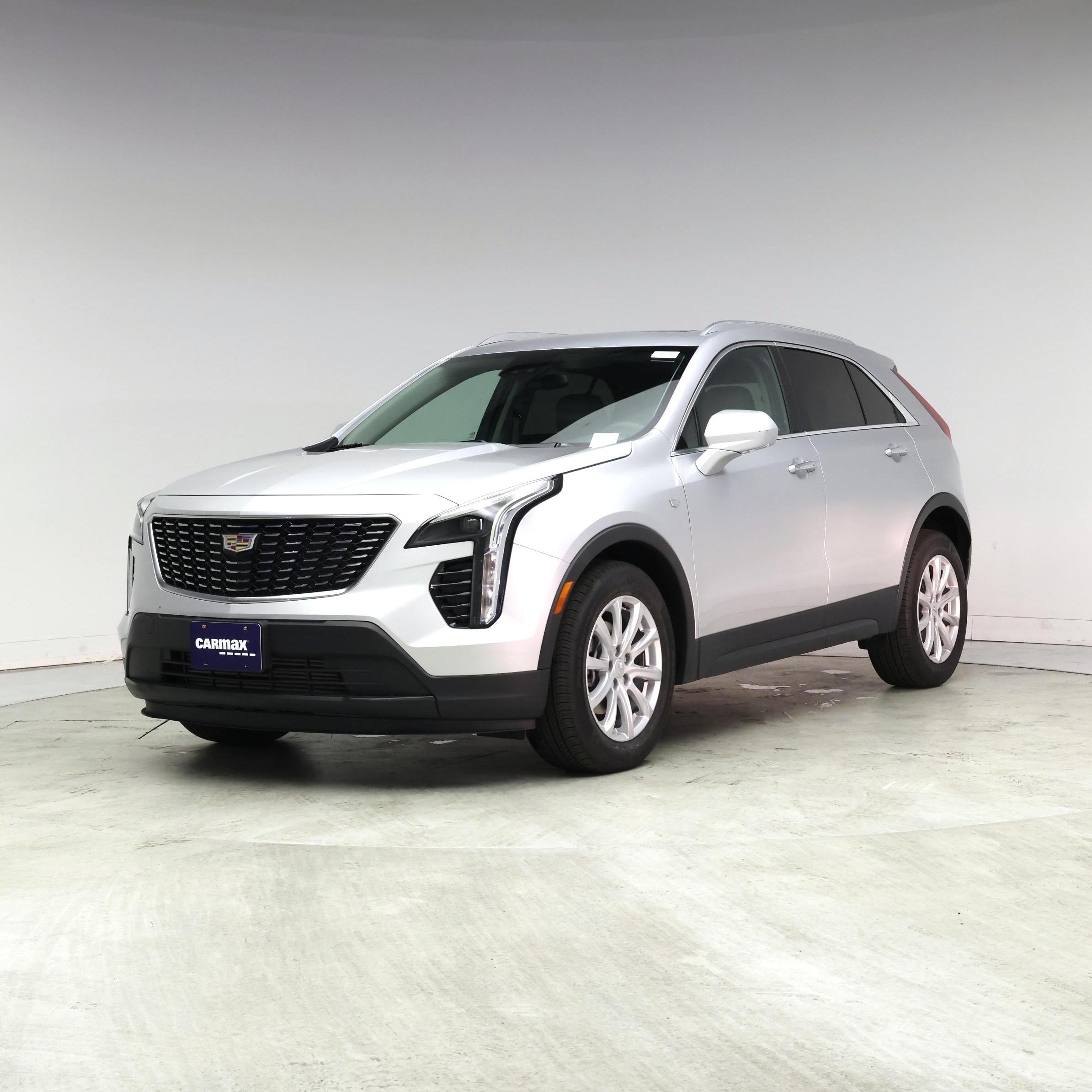 Thumbnail: 2022 Cadillac XT4 - 4