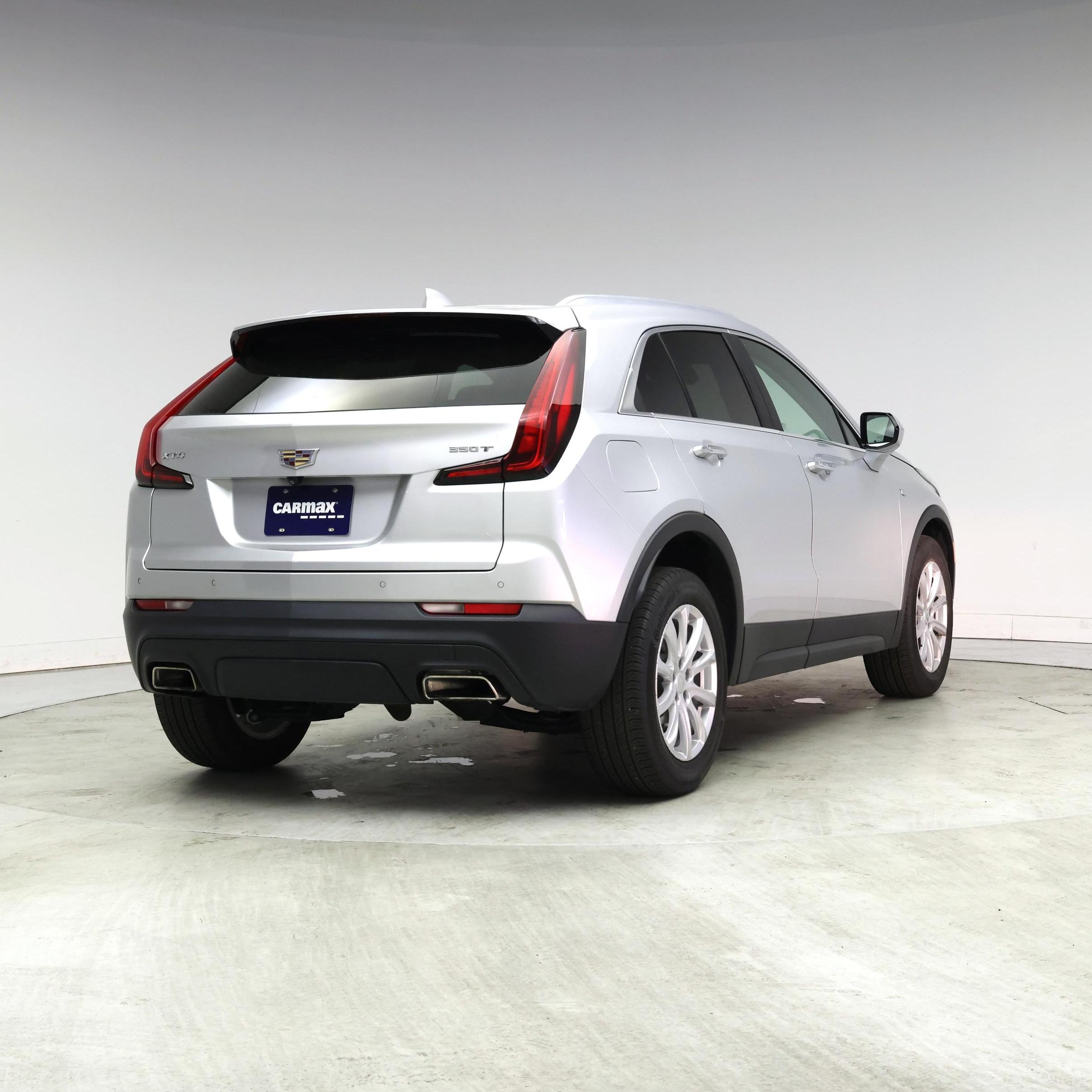 Thumbnail: 2022 Cadillac XT4 - 8