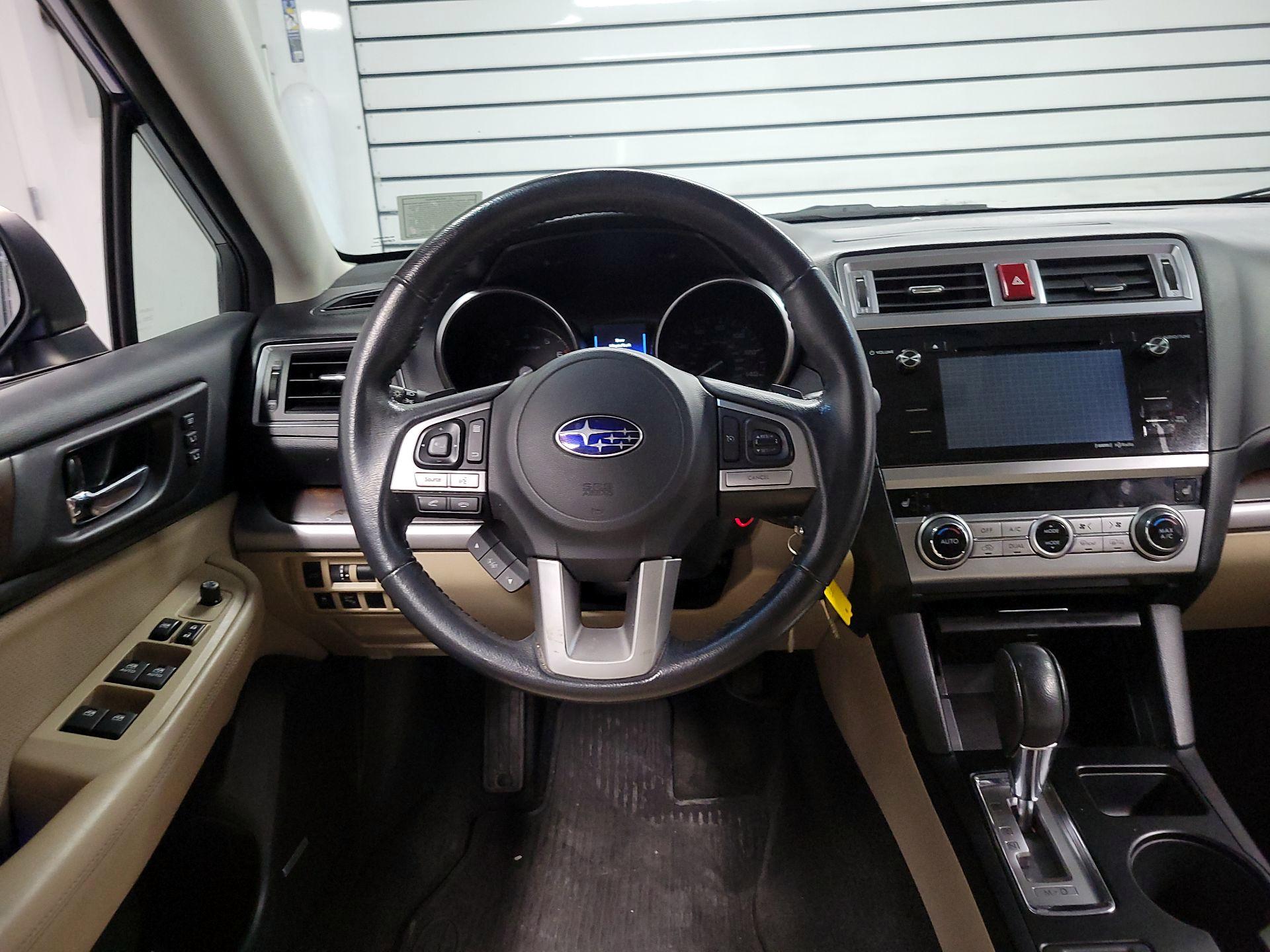 Thumbnail: 2015 Subaru Outback - 10