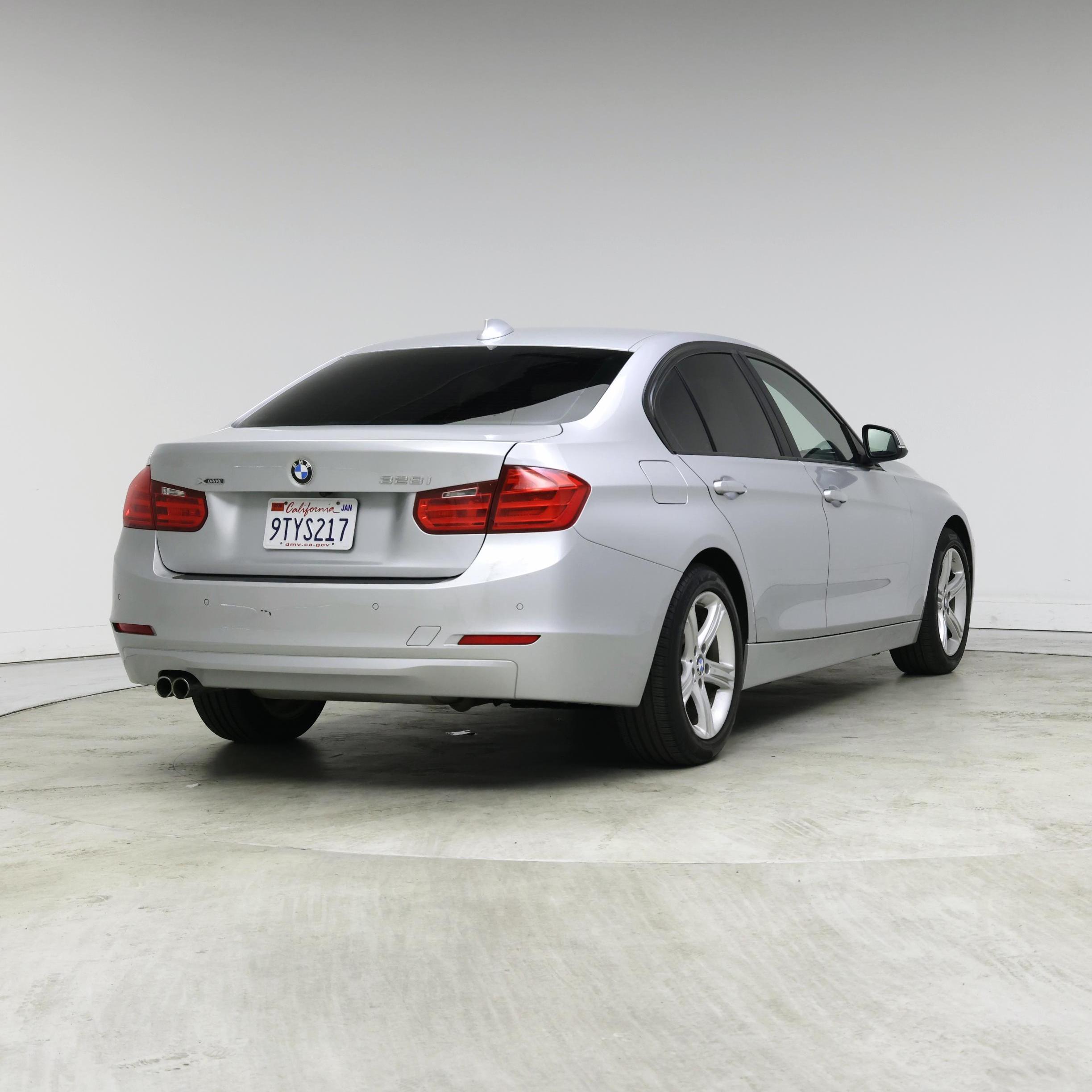 Thumbnail: 2015 BMW 3 Series - 8