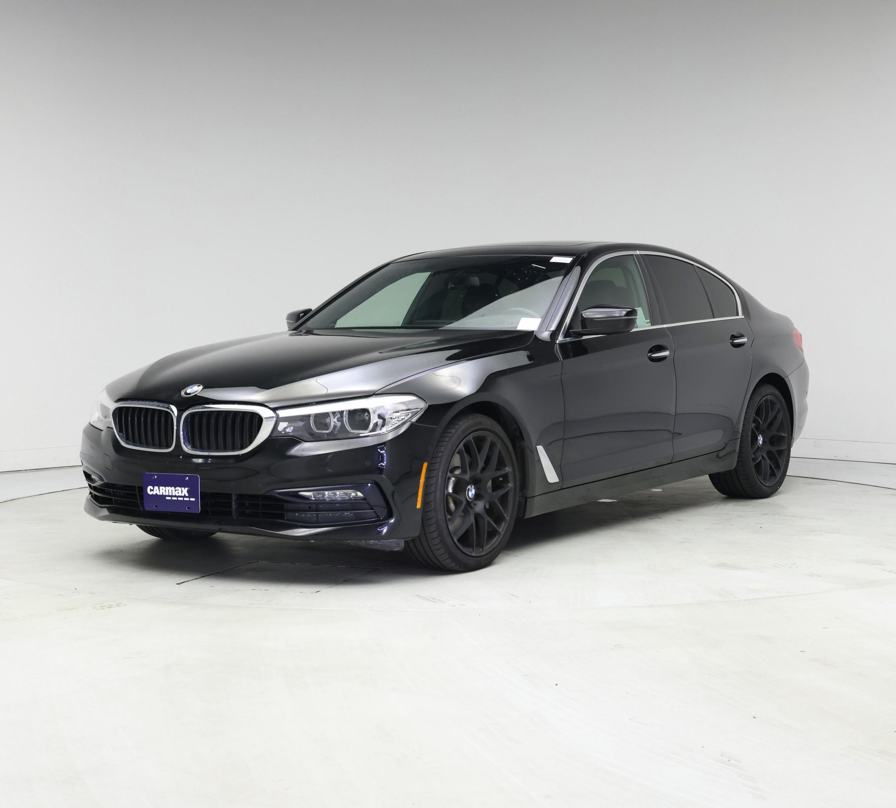 Thumbnail: 2017 BMW 5 Series - 4