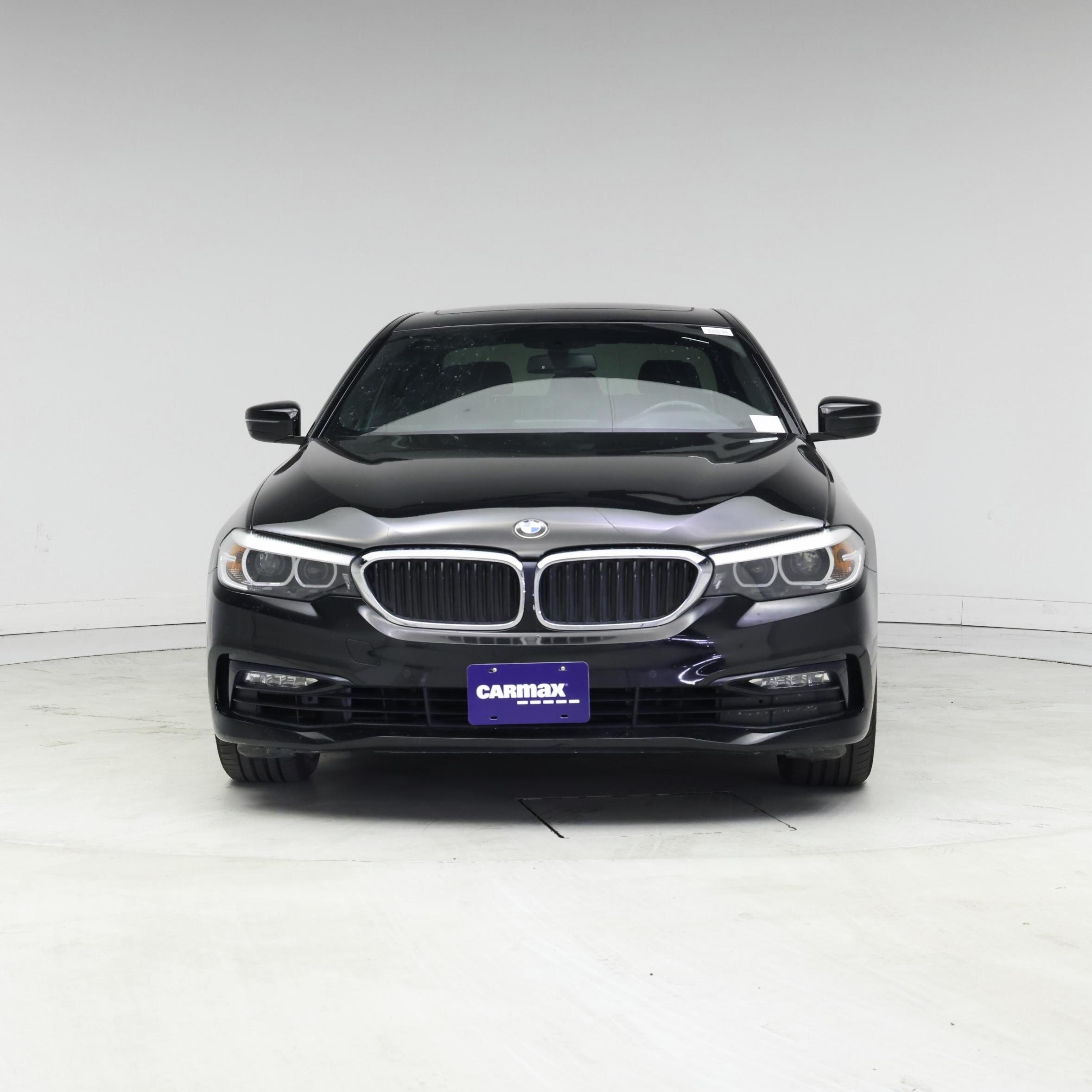 Thumbnail: 2017 BMW 5 Series - 5