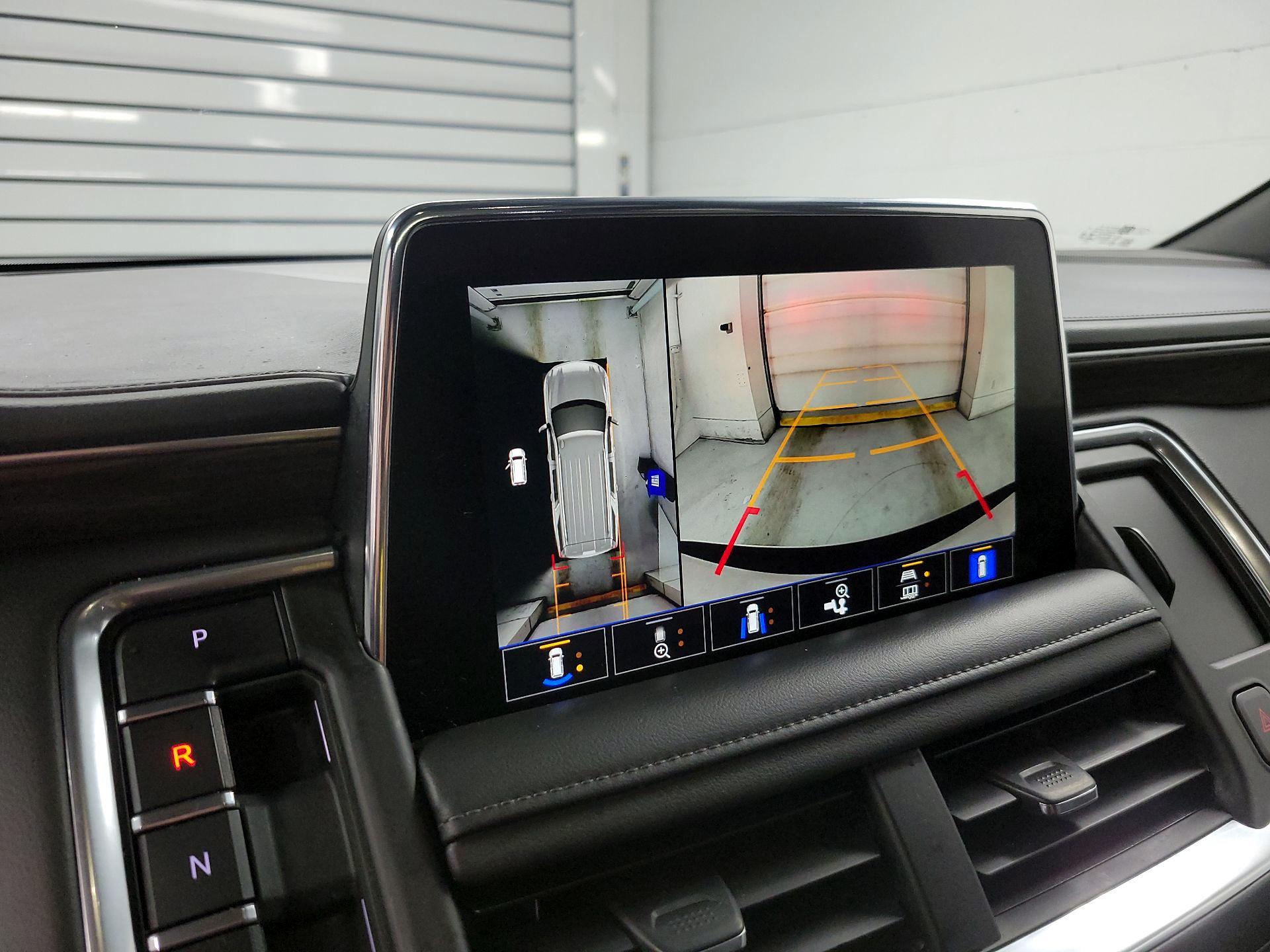 Thumbnail: 2021 Chevrolet Suburban - 14