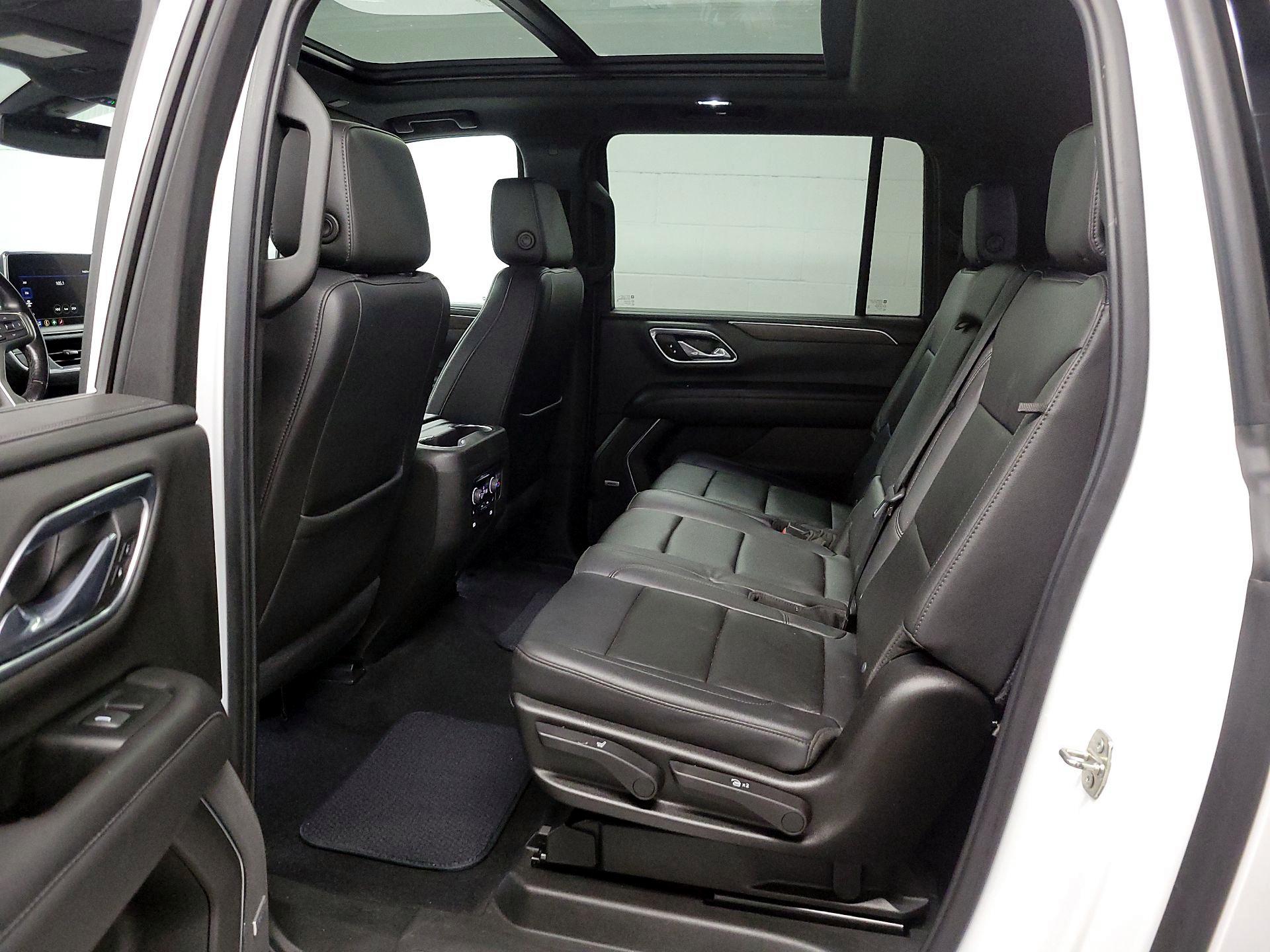 Thumbnail: 2021 Chevrolet Suburban - 20