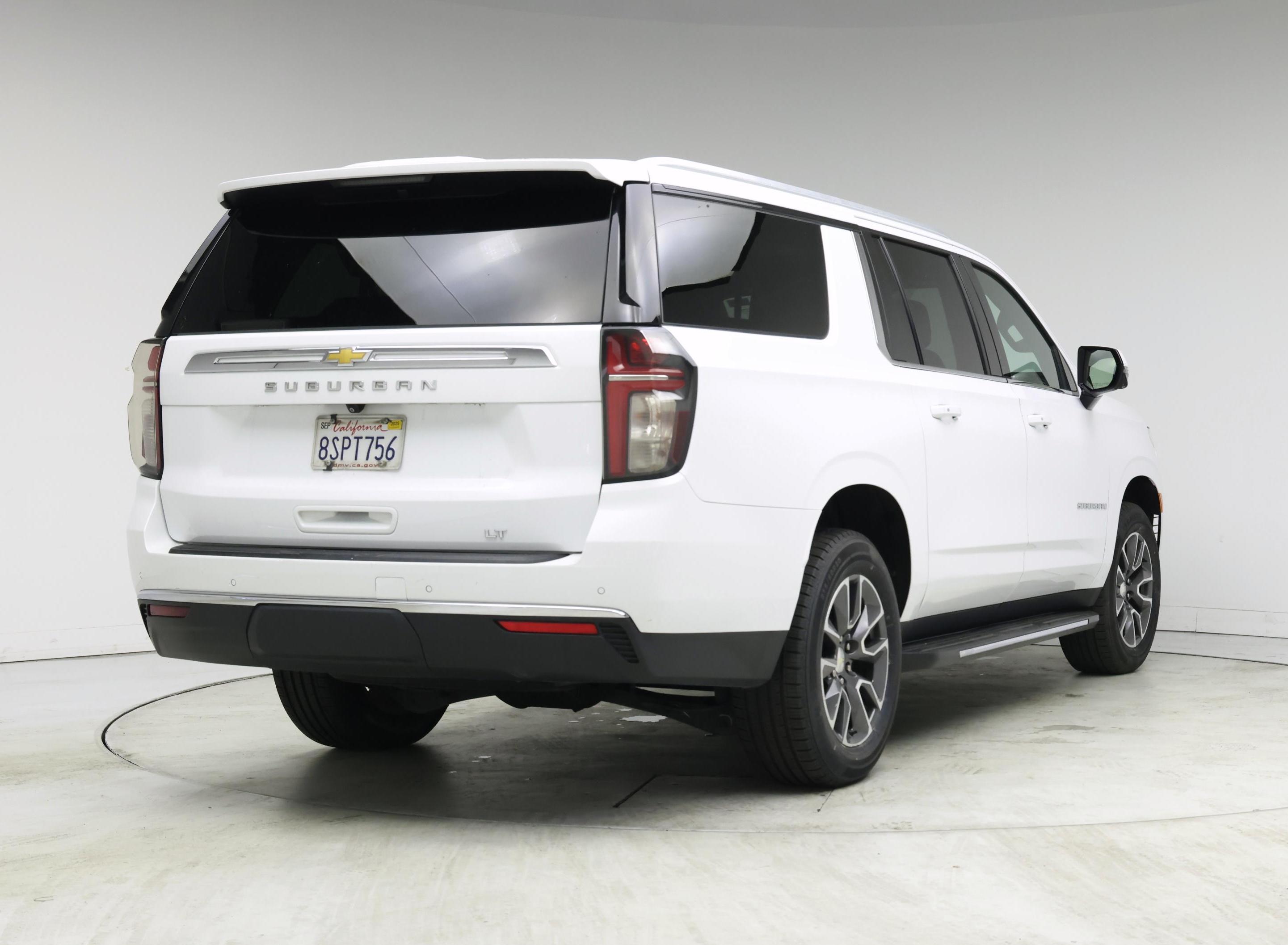 Thumbnail: 2021 Chevrolet Suburban - 8