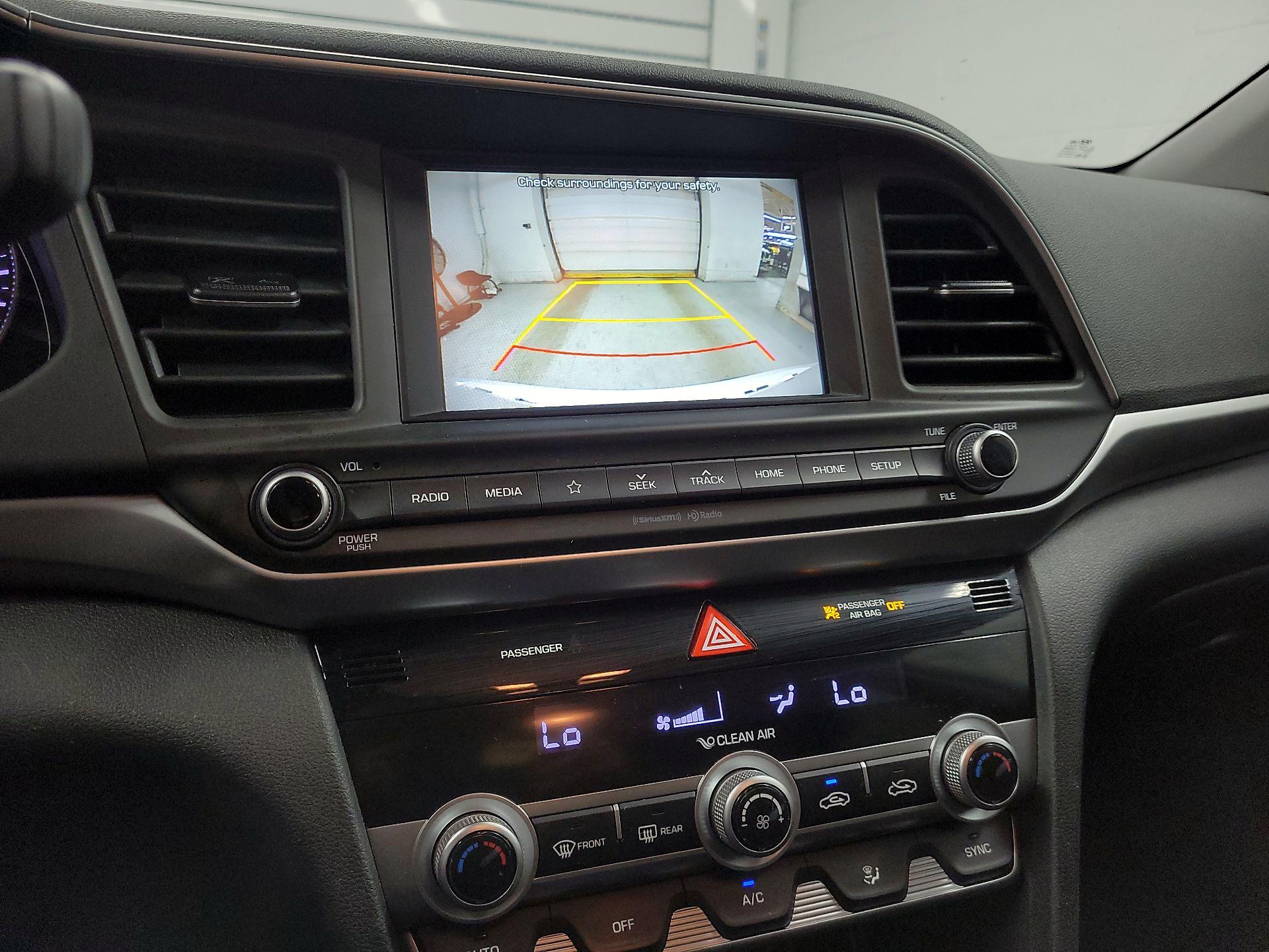 Thumbnail: 2020 Hyundai Elantra - 14