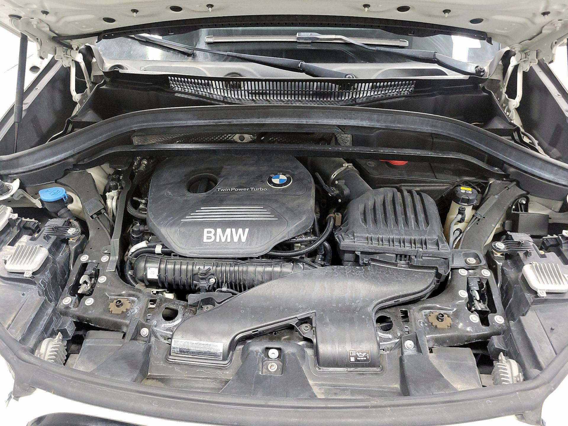Thumbnail: 2016 BMW X1 - 19
