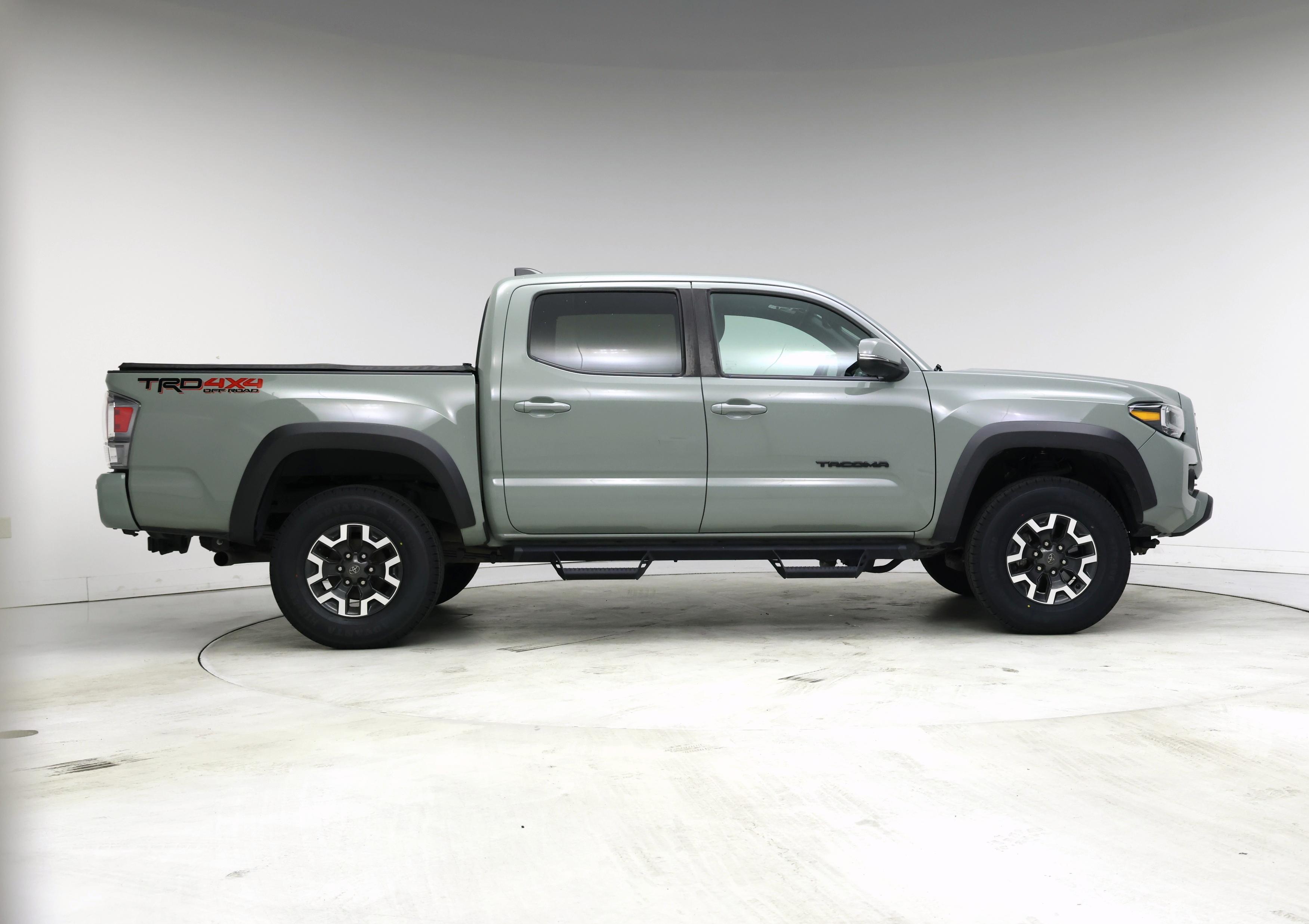 Thumbnail: 2022 Toyota Tacoma - 7