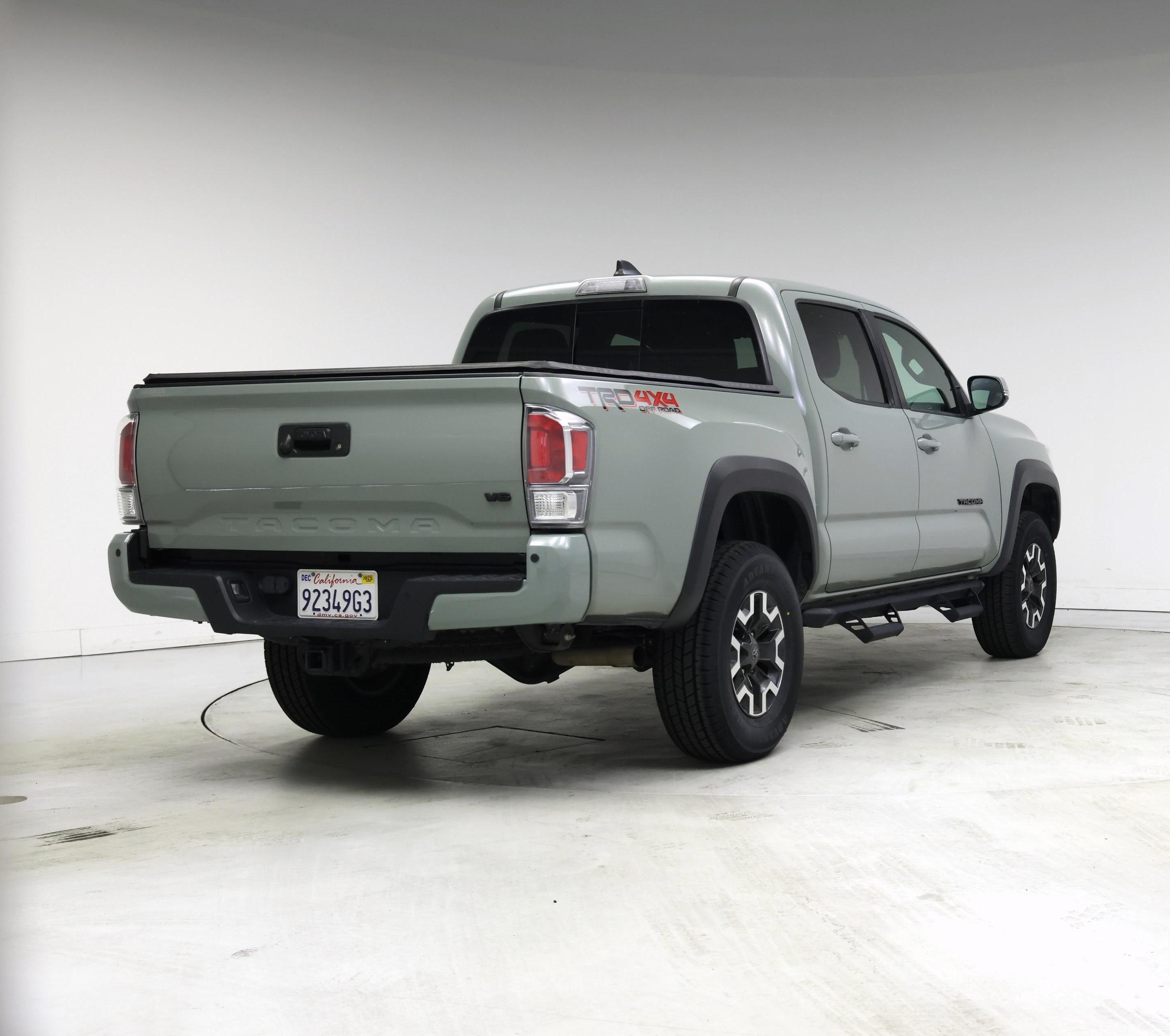 Thumbnail: 2022 Toyota Tacoma - 8