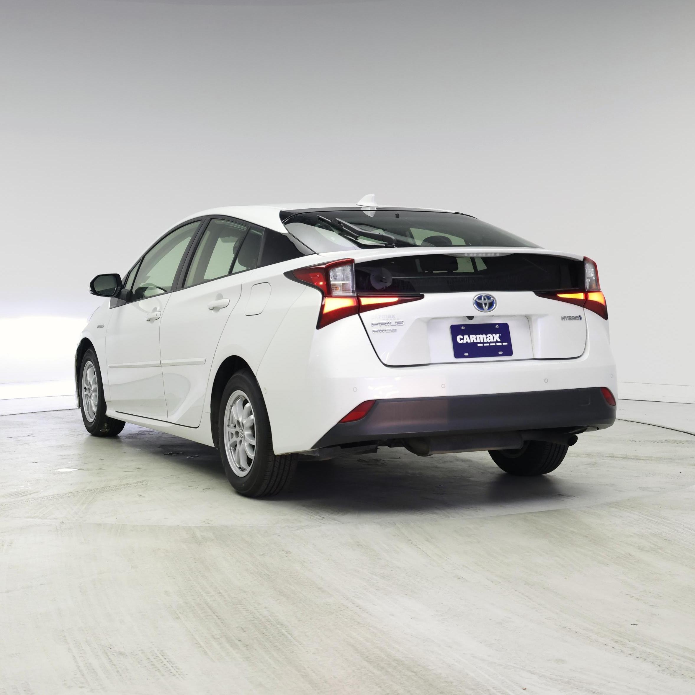 Thumbnail: 2021 Toyota Prius - 2
