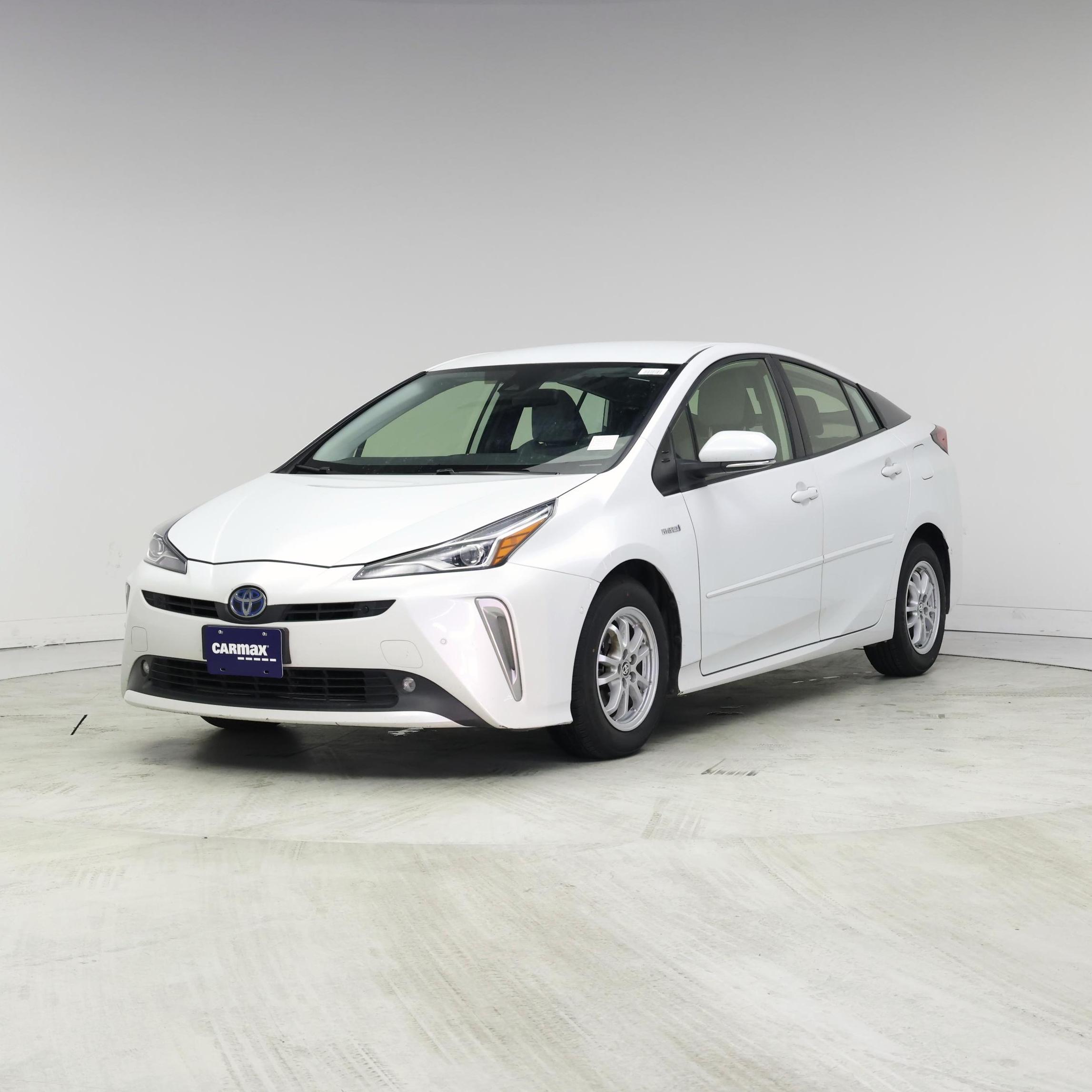 Thumbnail: 2021 Toyota Prius - 4
