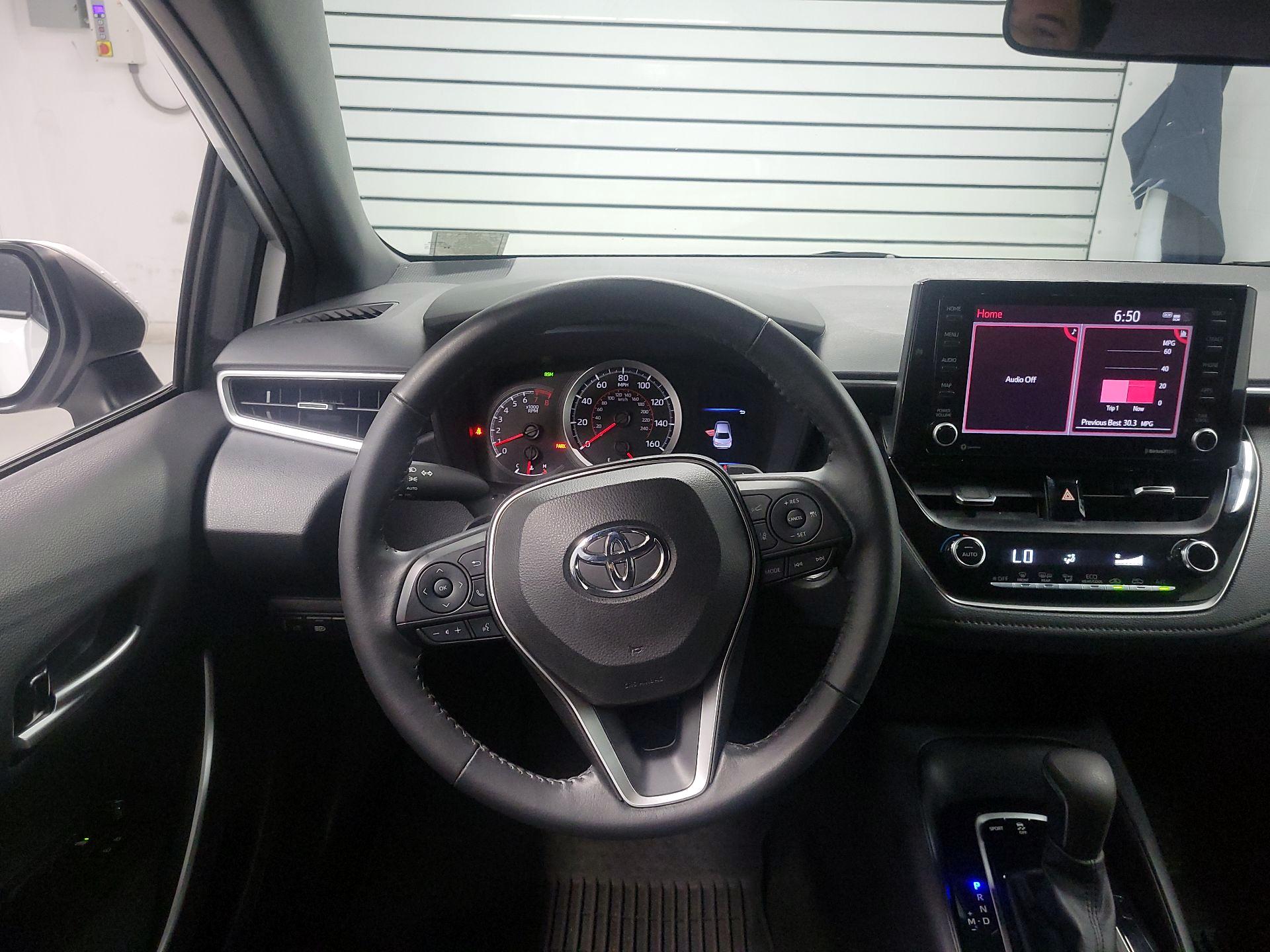 Thumbnail: 2022 Toyota Corolla - 10