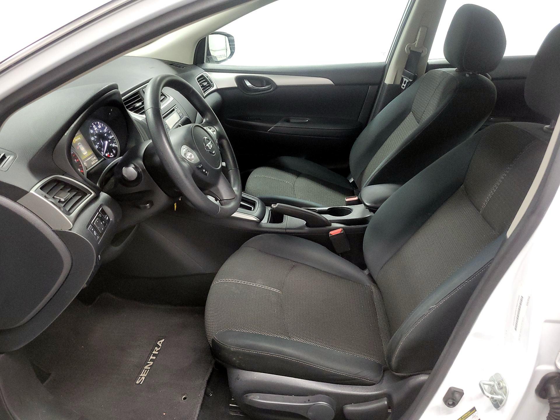 Thumbnail: 2018 Nissan Sentra - 11