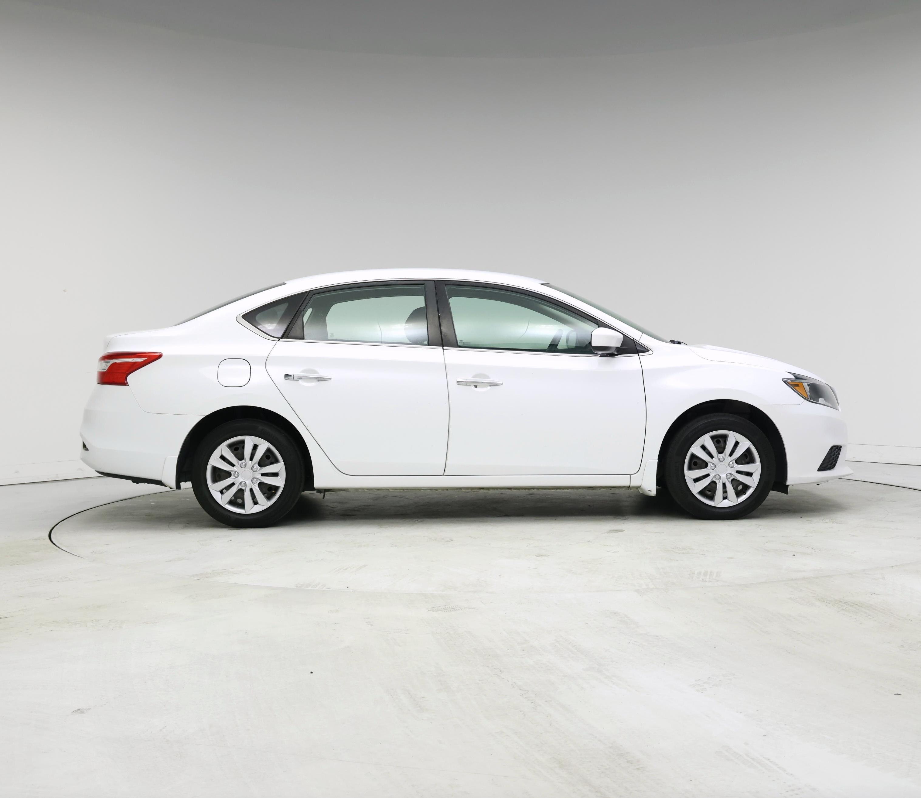 Thumbnail: 2018 Nissan Sentra - 7