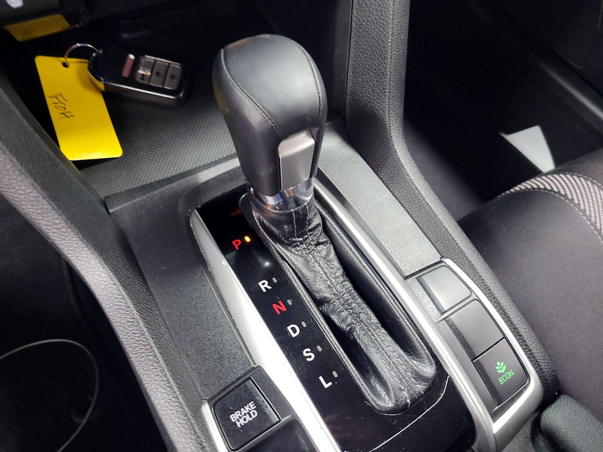 Thumbnail: 2018 Honda Civic - 16