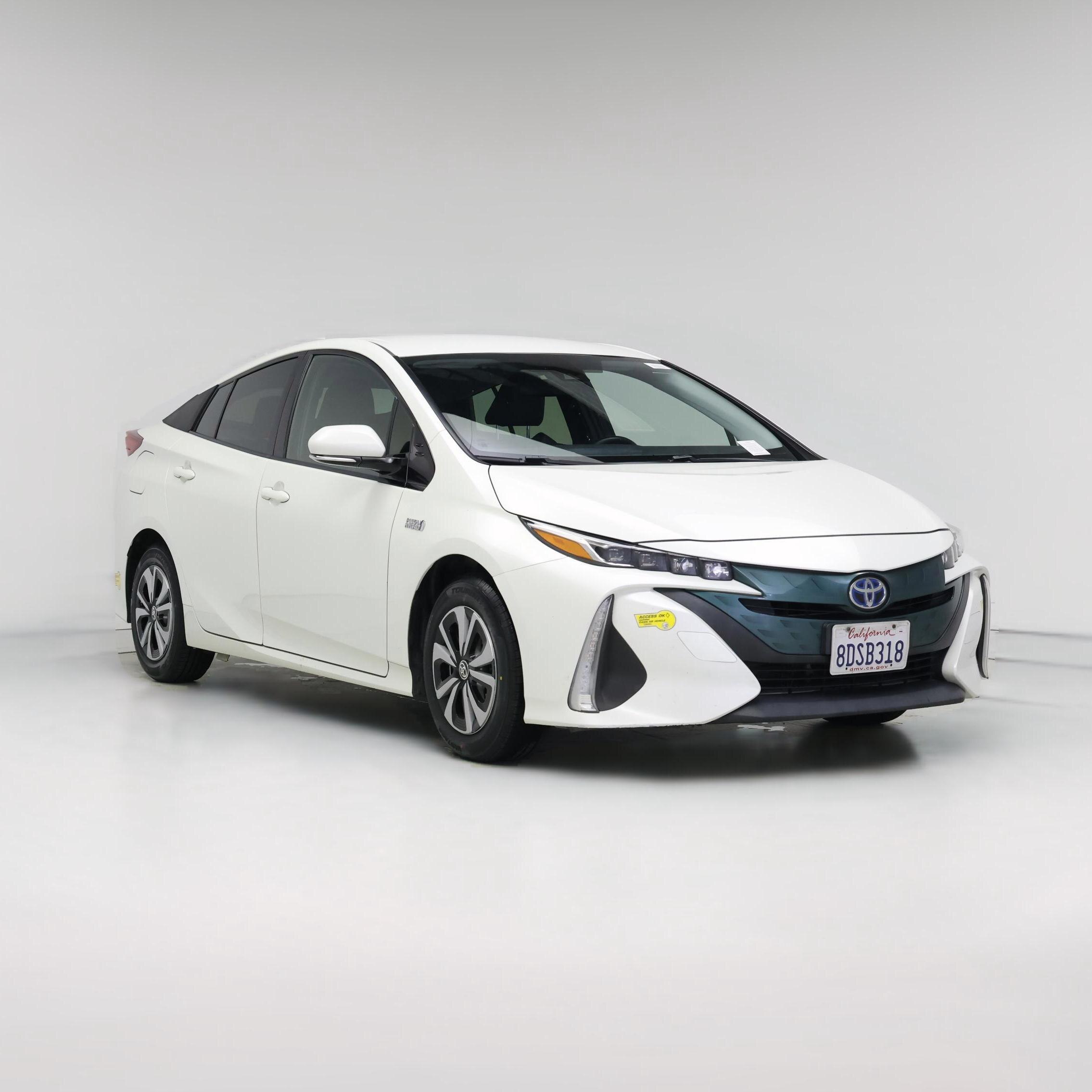 Thumbnail: 2017 Toyota Prius Prime - 1