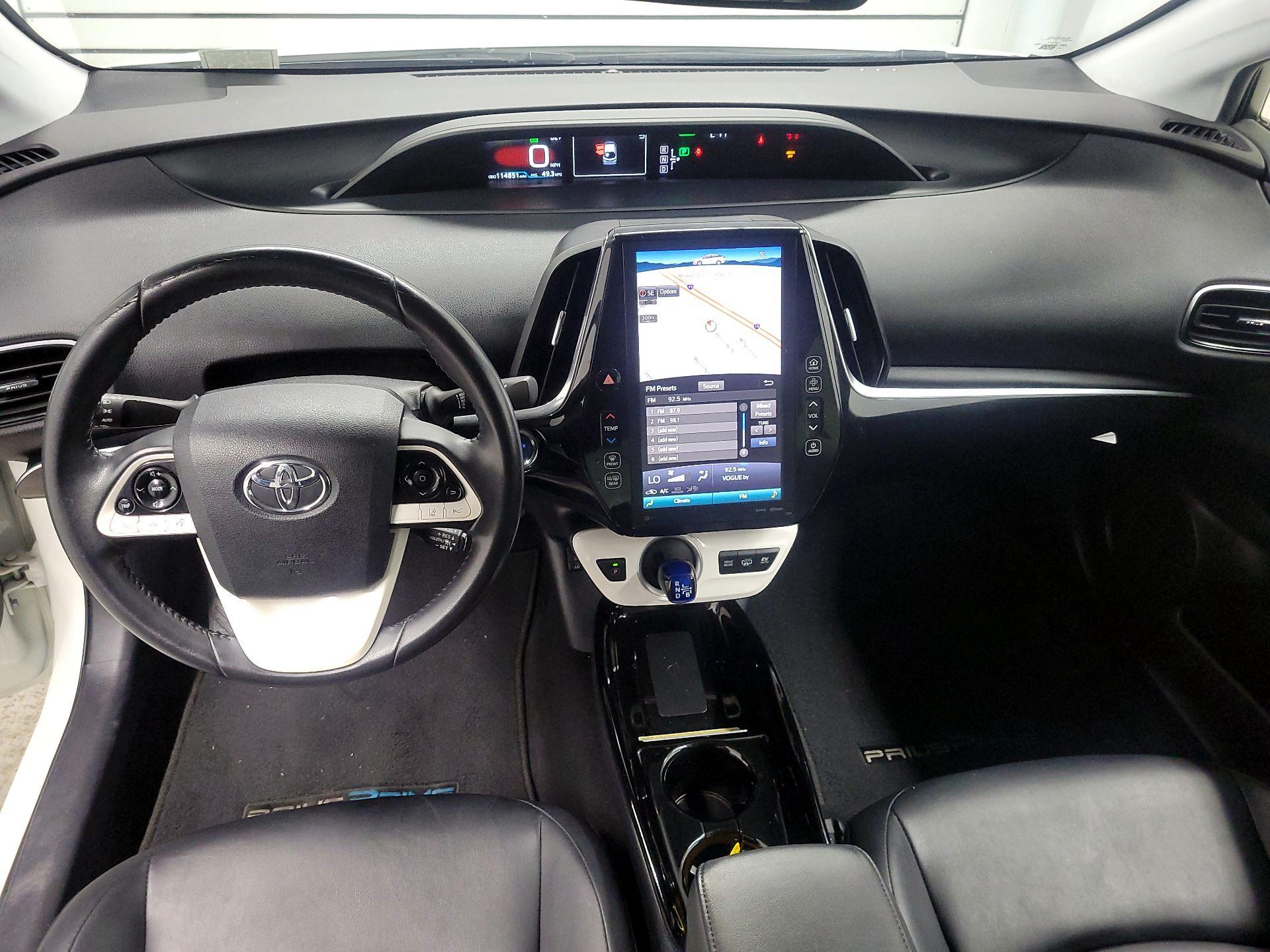 Thumbnail: 2017 Toyota Prius Prime - 9