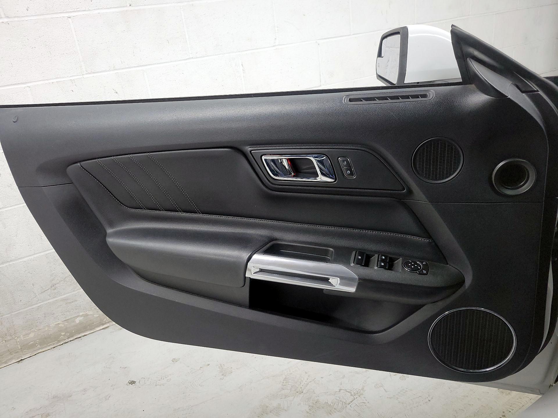 Thumbnail: 2016 Ford Mustang - 12